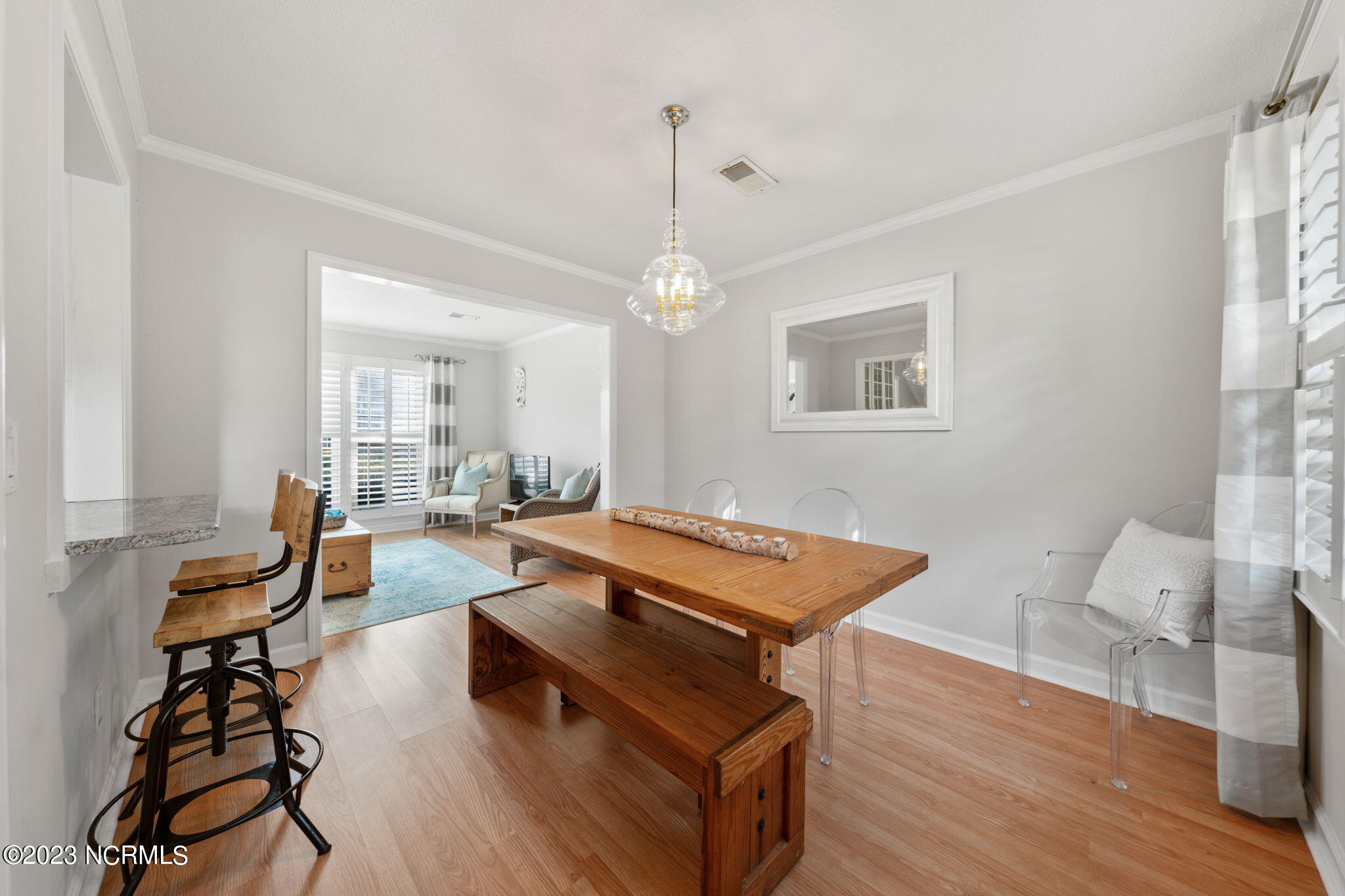 17 Pelican Point Road