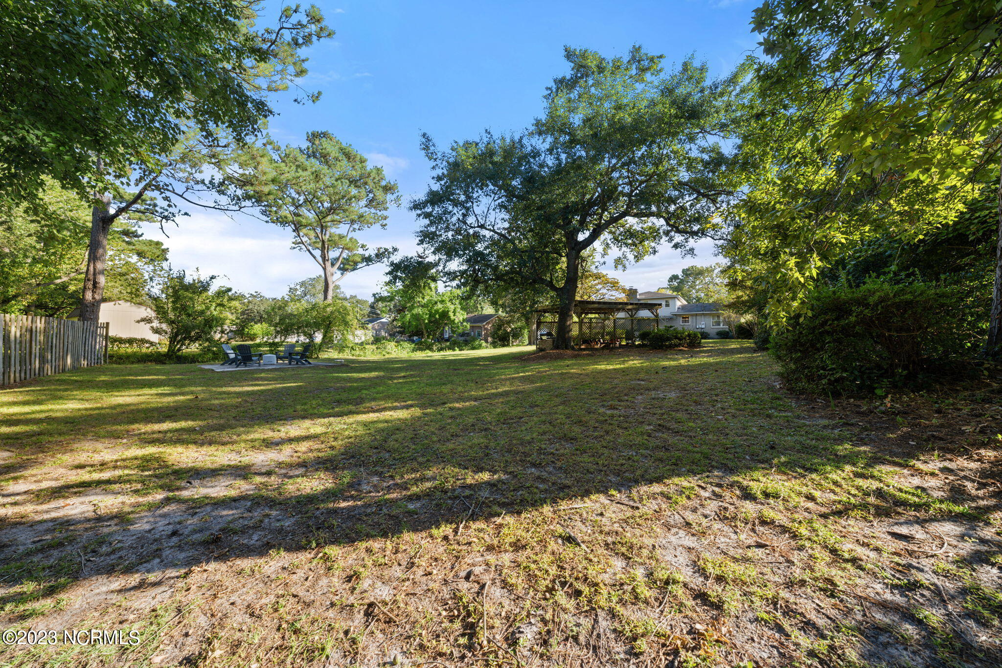 17 Pelican Point Road