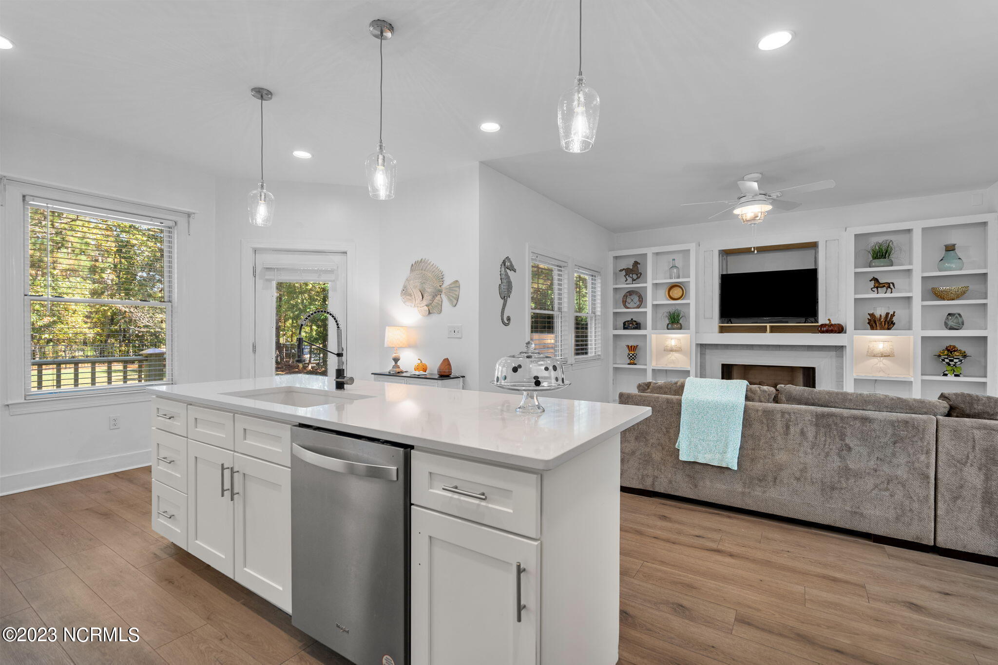 507 Royal Tern Drive