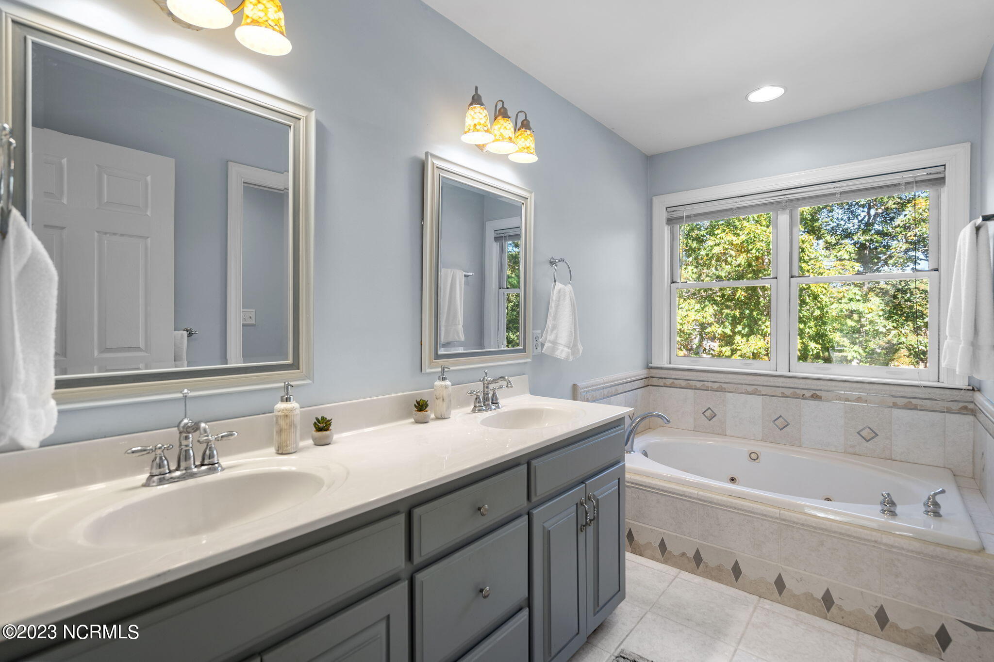 507 Royal Tern Drive