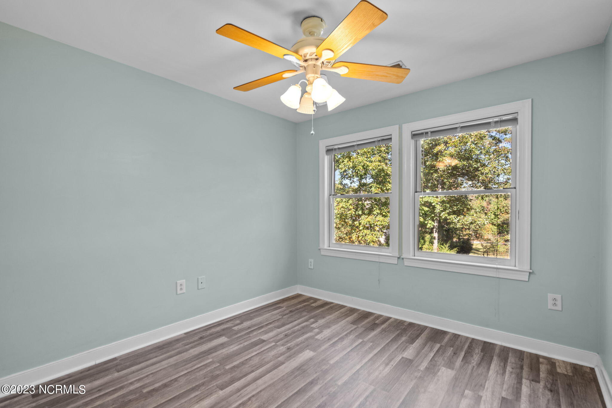 507 Royal Tern Drive