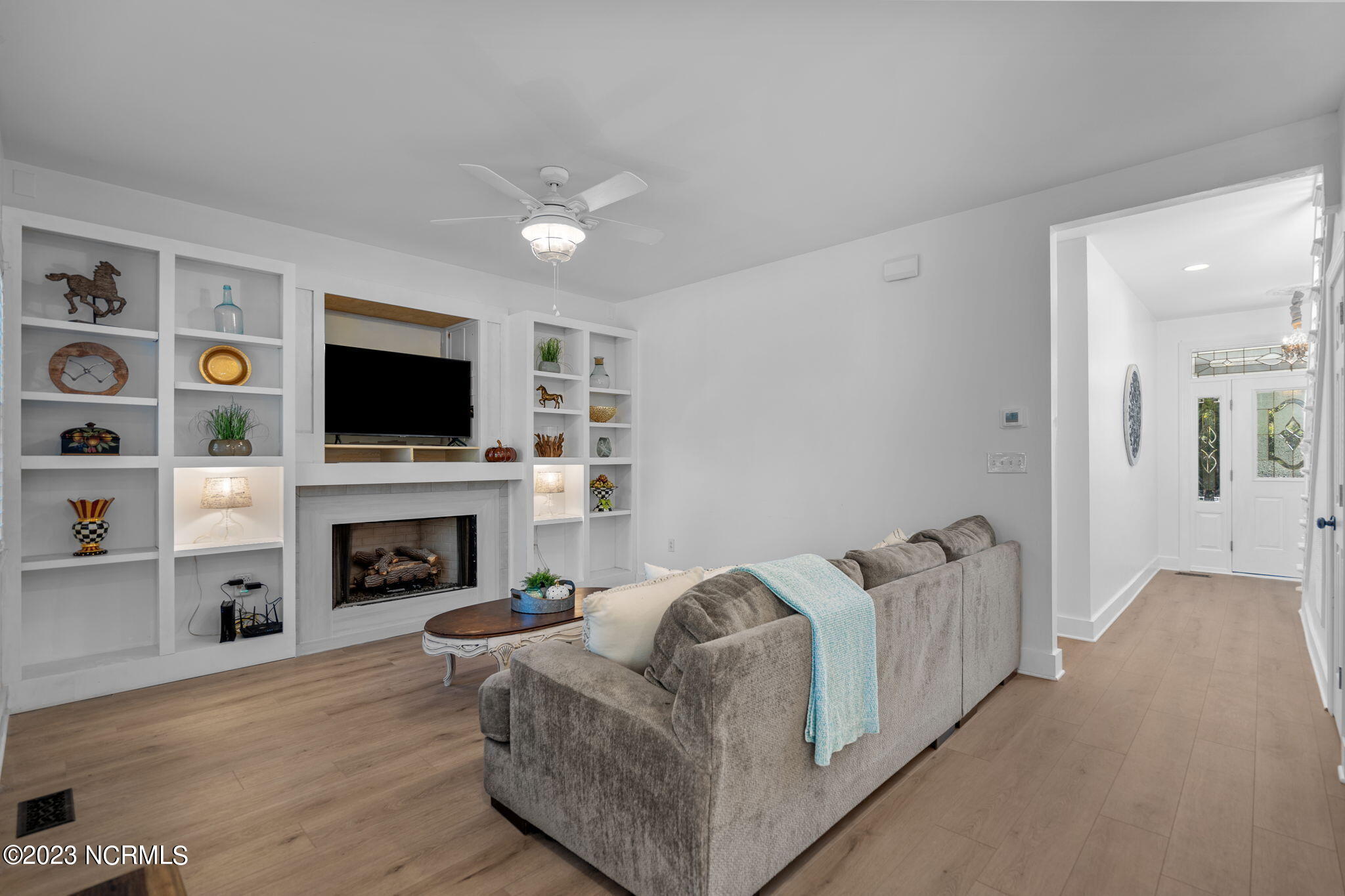 507 Royal Tern Drive