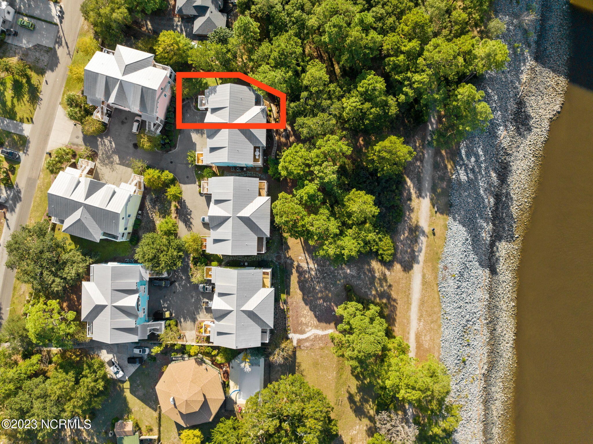 518 Spencer Farlow Drive 3