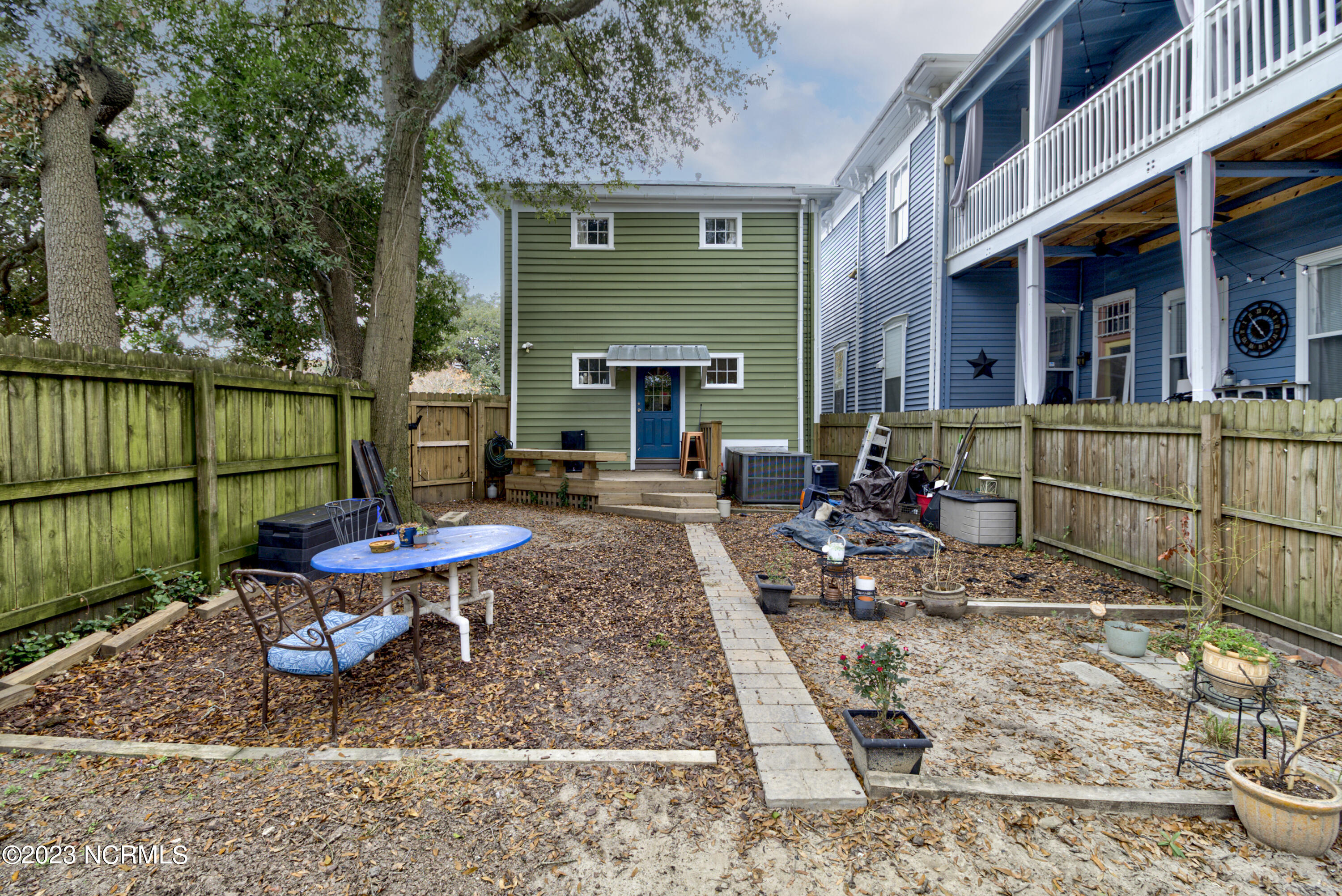 519 S 4th Street