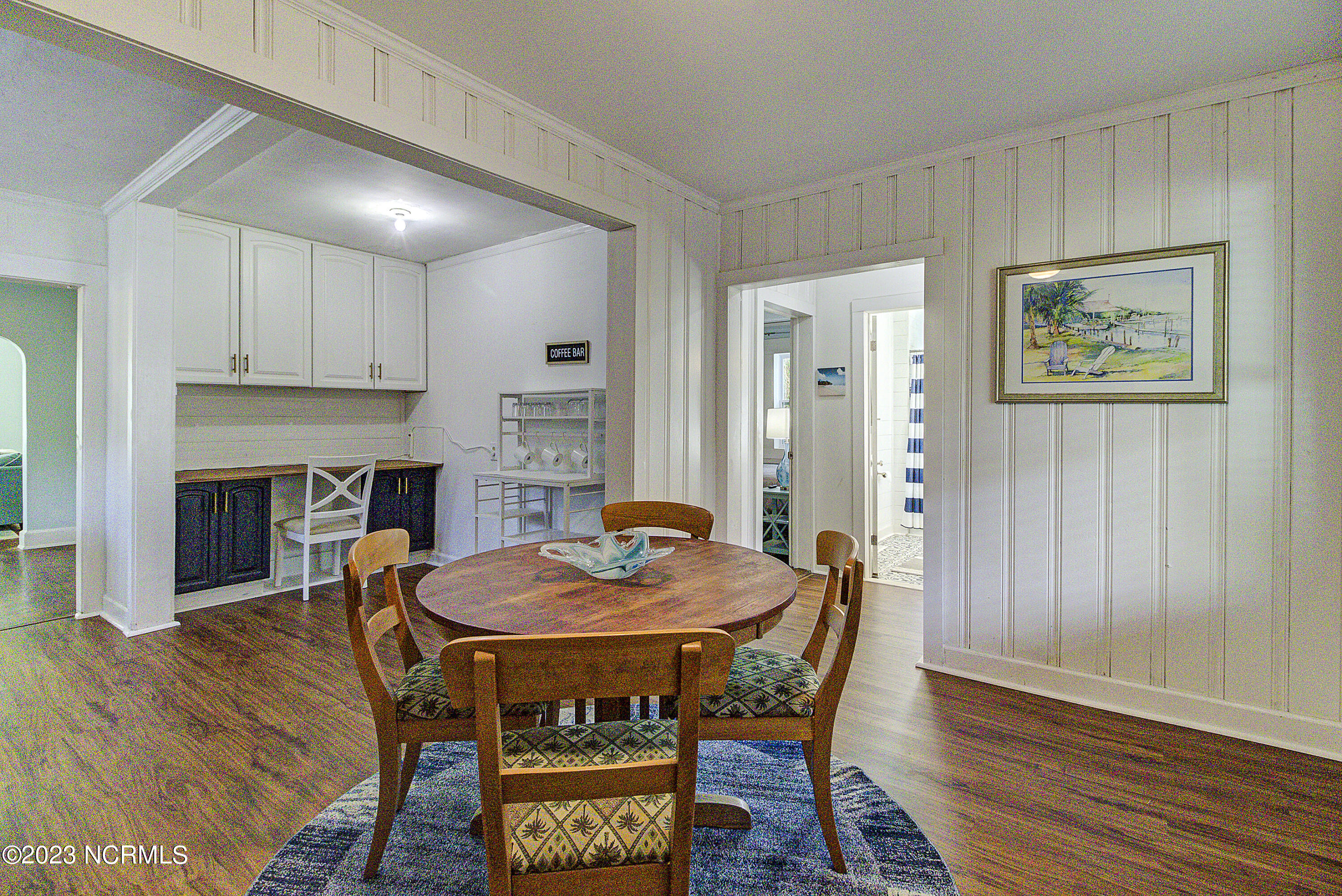 221 Northern Boulevard