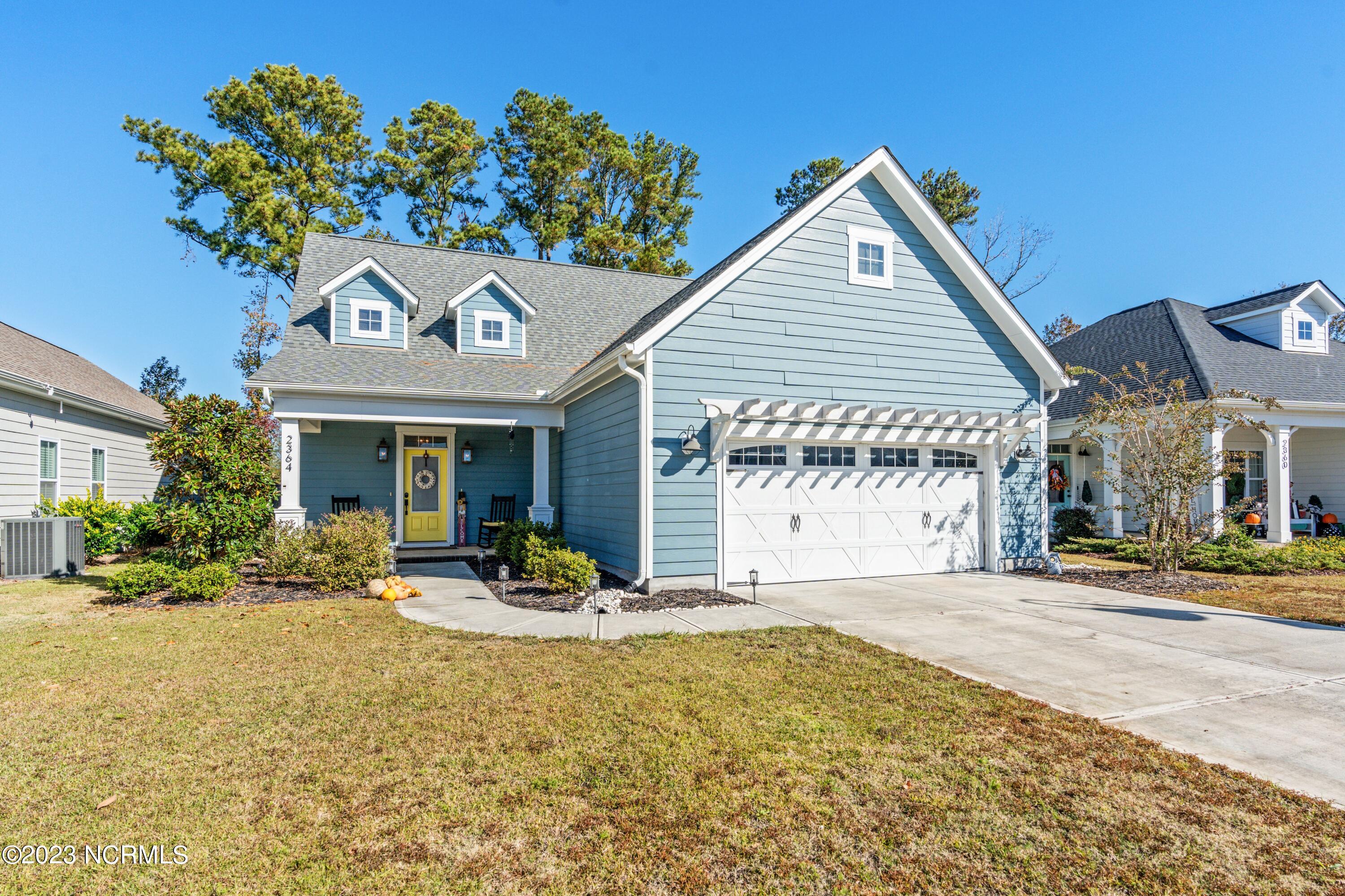 2364 Lakeside Circle