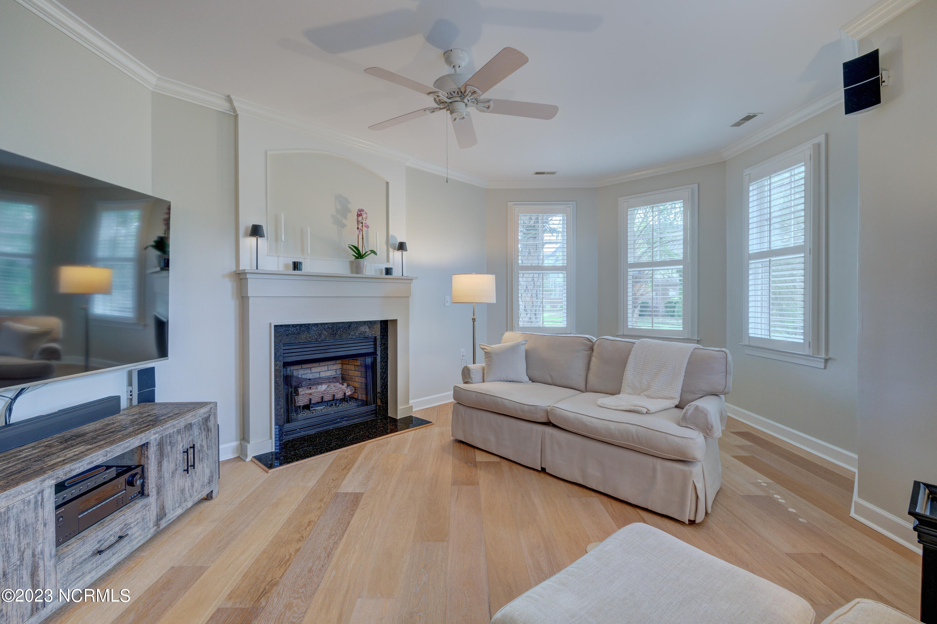 6813 Mayfaire Club Drive 101