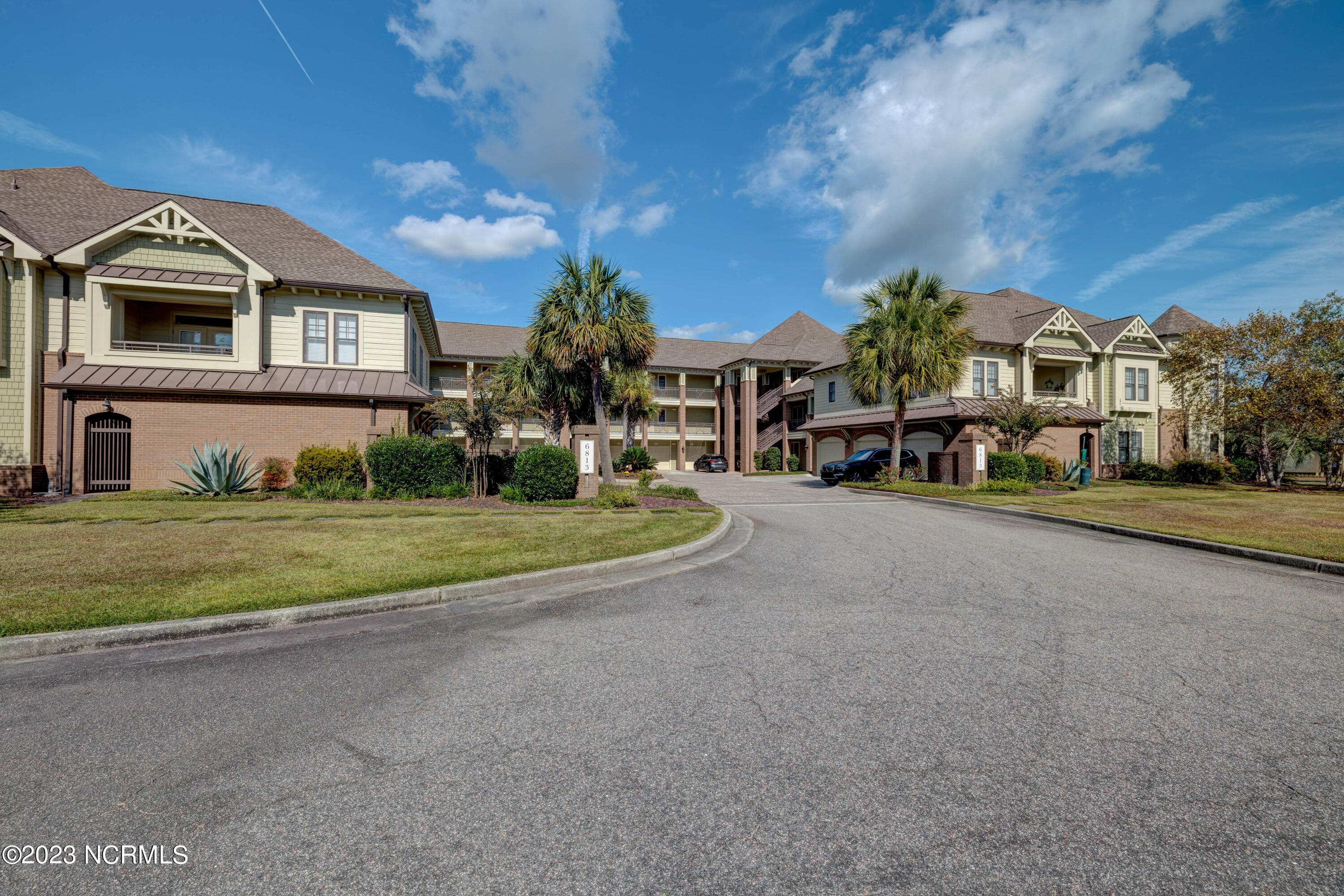 6813 Mayfaire Club Drive 101