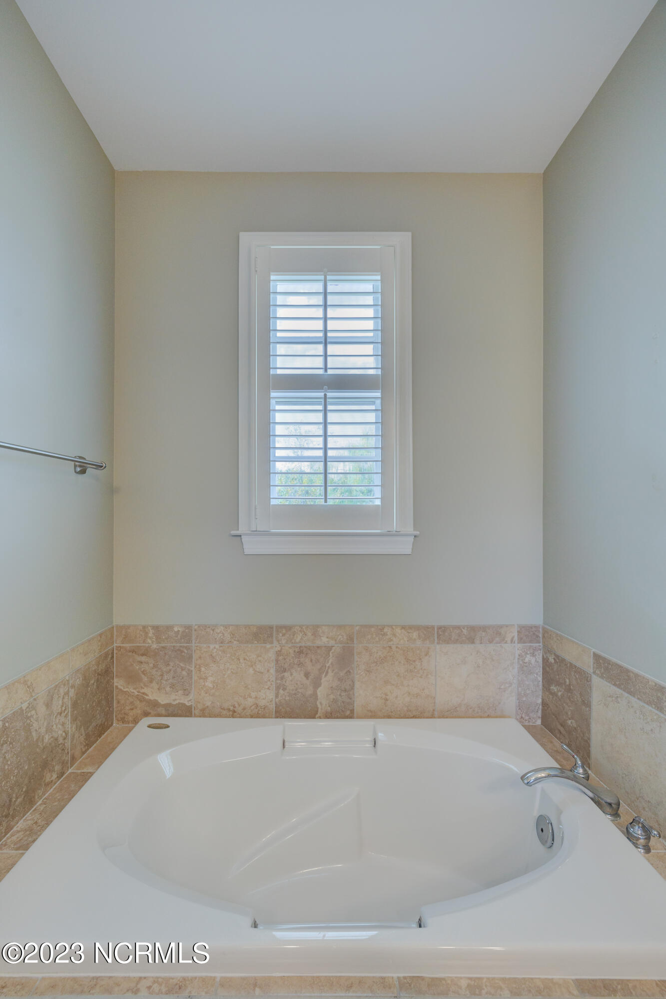 6813 Mayfaire Club Drive 101