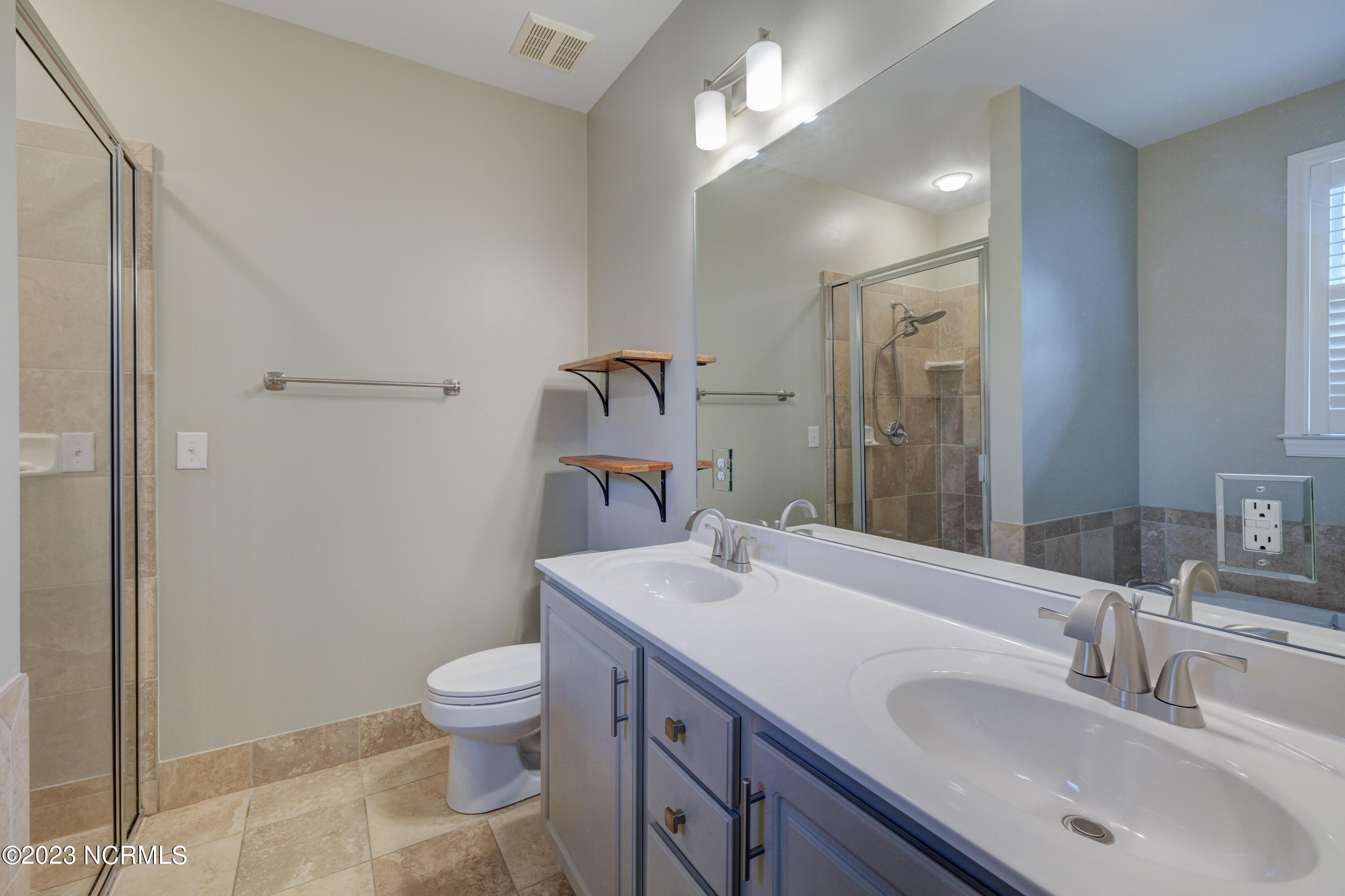 6813 Mayfaire Club Drive 101