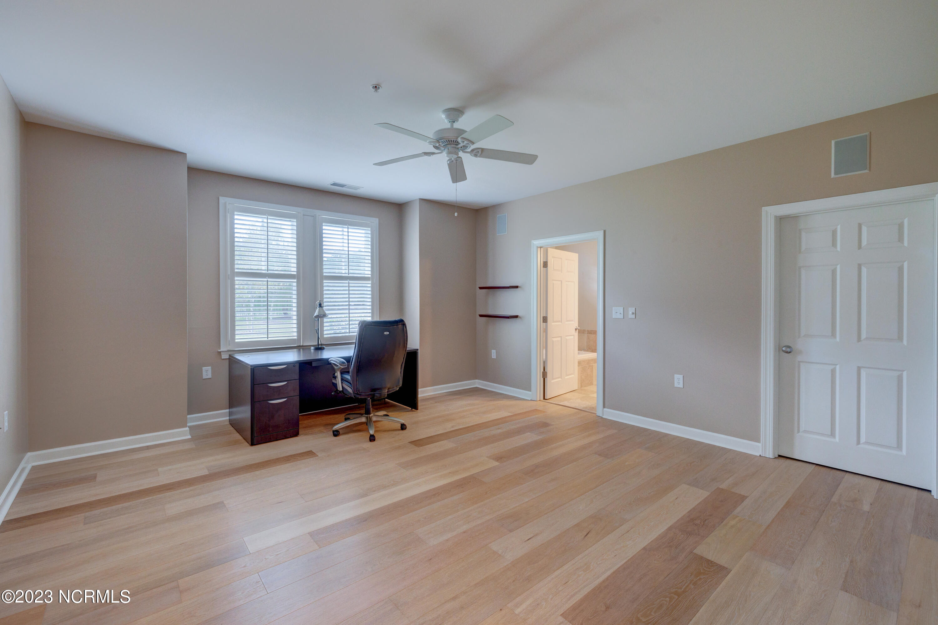 6813 Mayfaire Club Drive 101