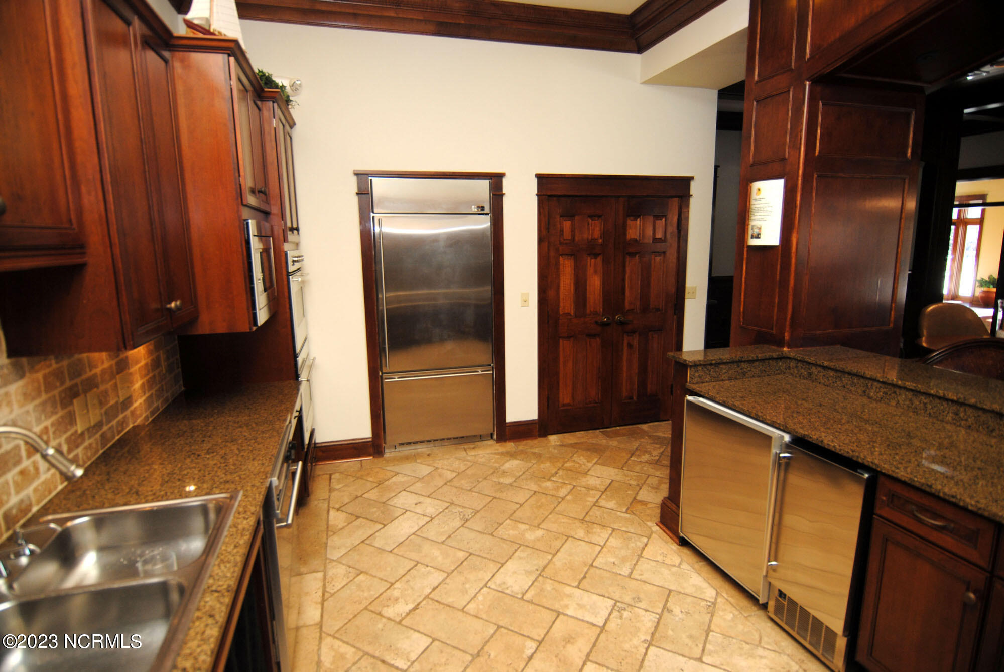 6813 Mayfaire Club Drive 101