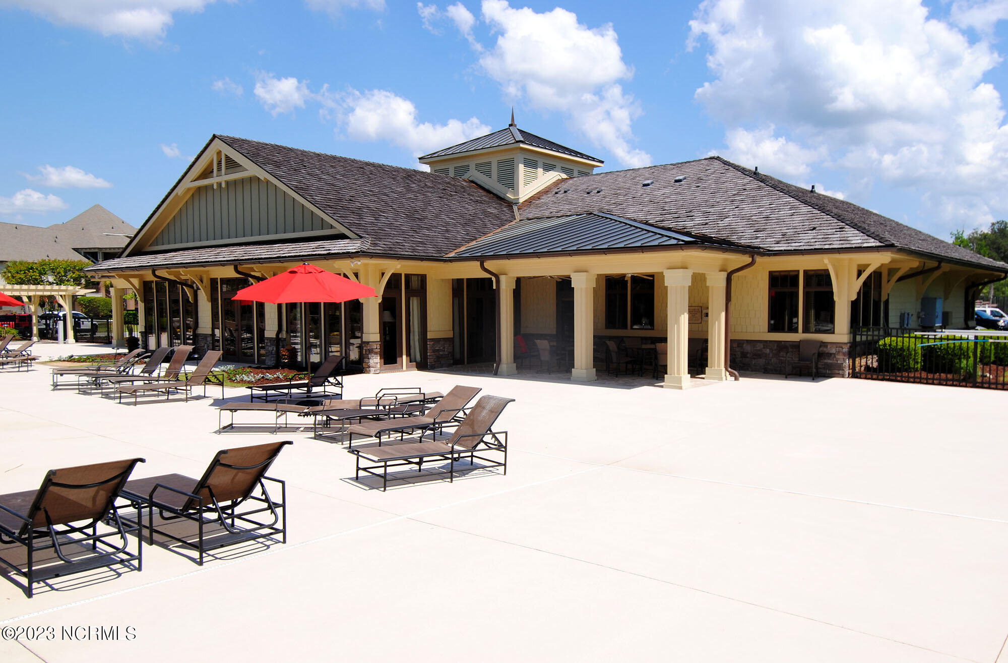 6813 Mayfaire Club Drive 101