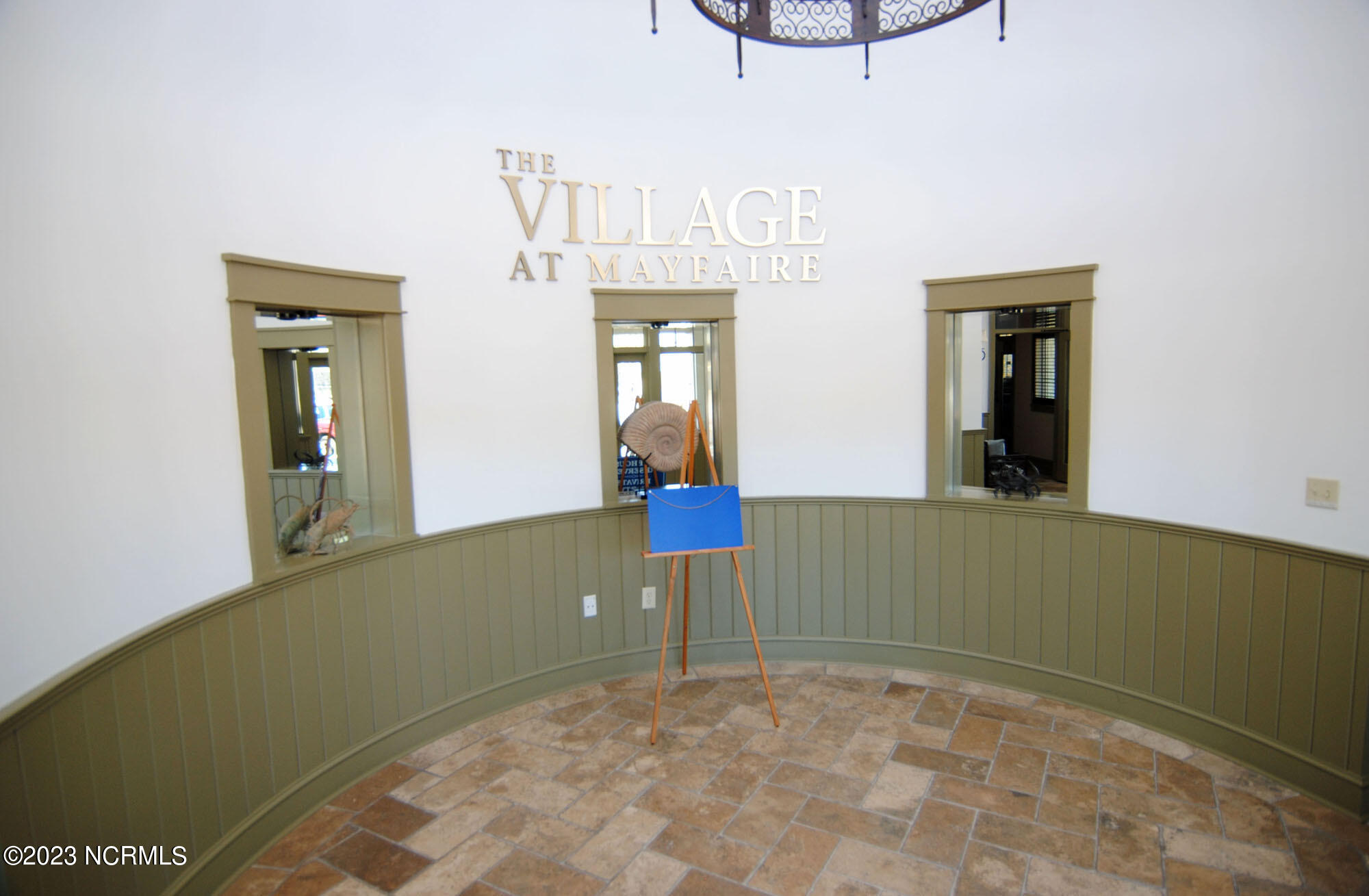 6813 Mayfaire Club Drive 101