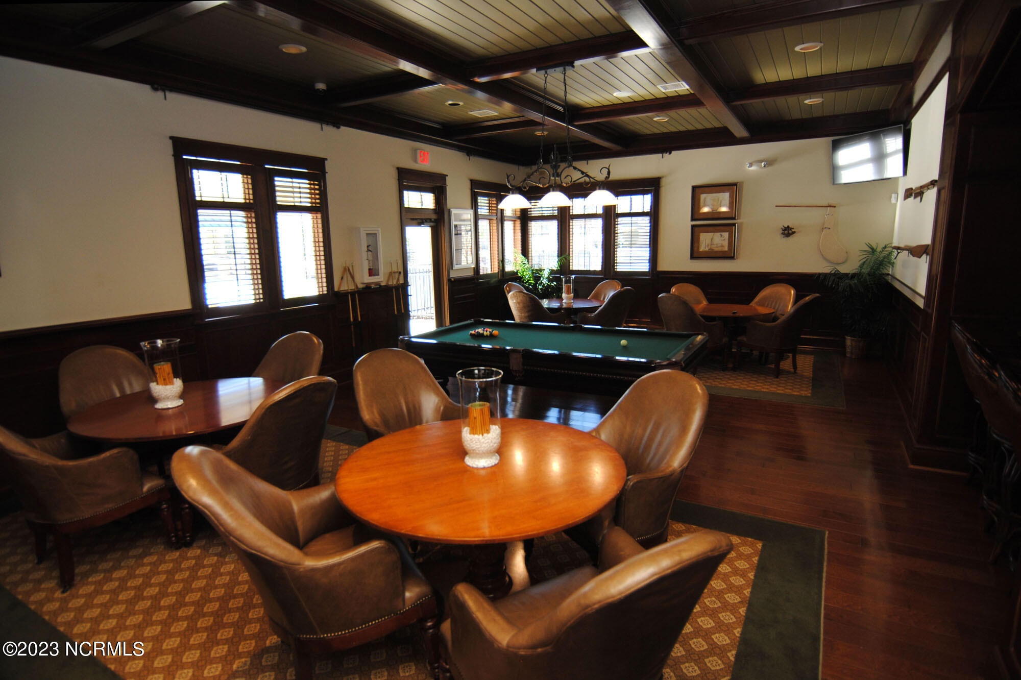 6813 Mayfaire Club Drive 101