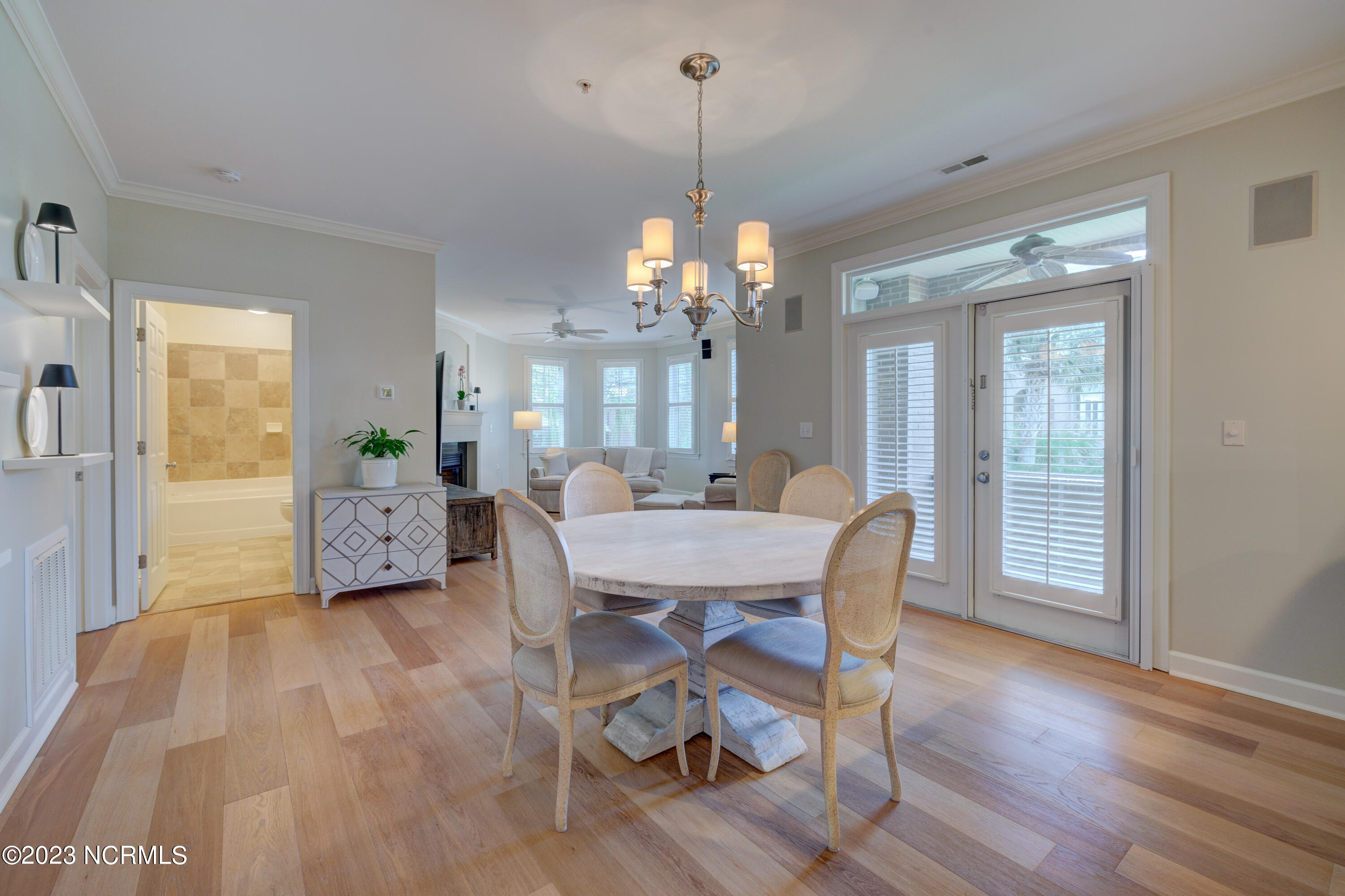 6813 Mayfaire Club Drive 101