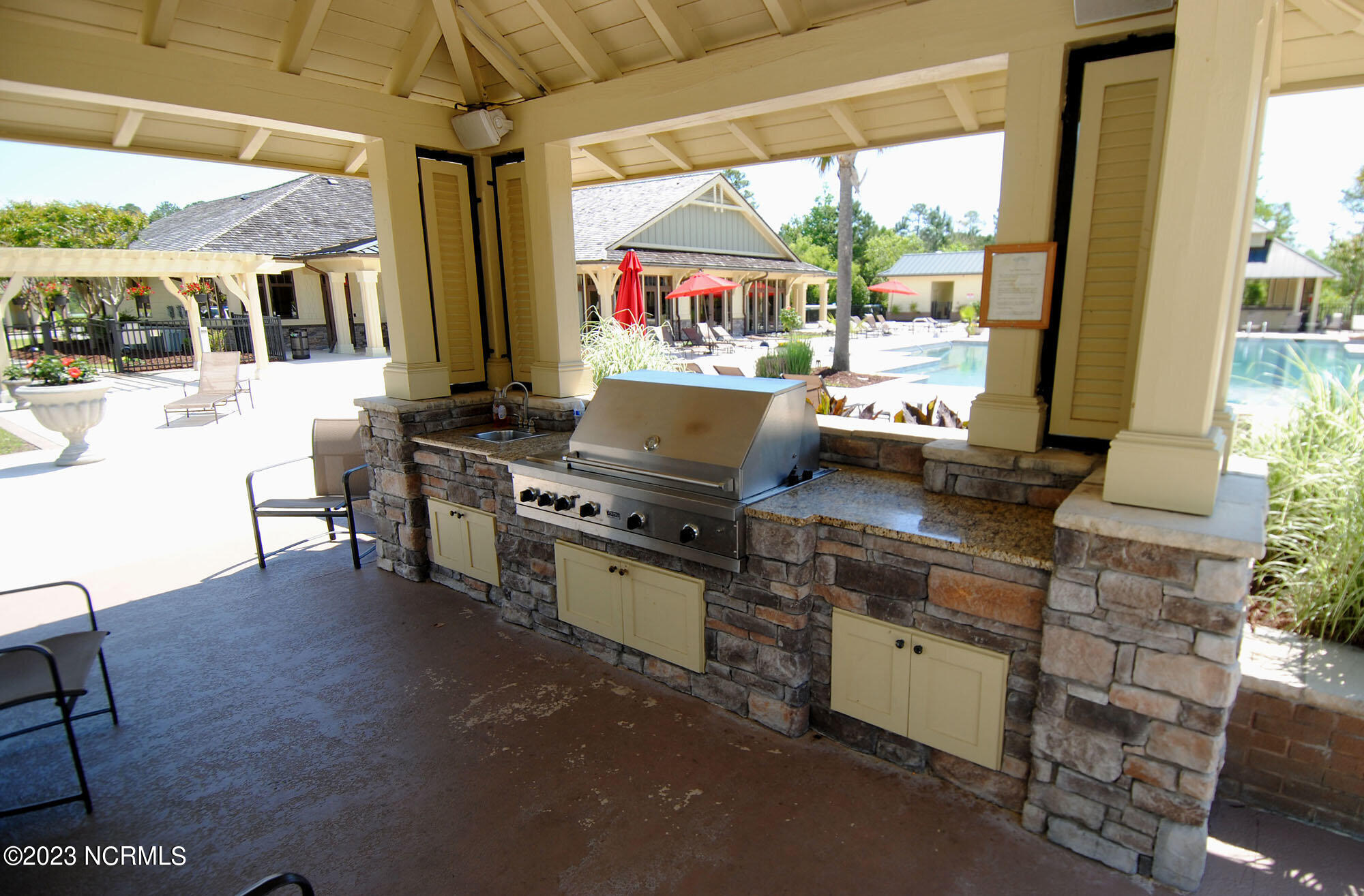 6813 Mayfaire Club Drive 101