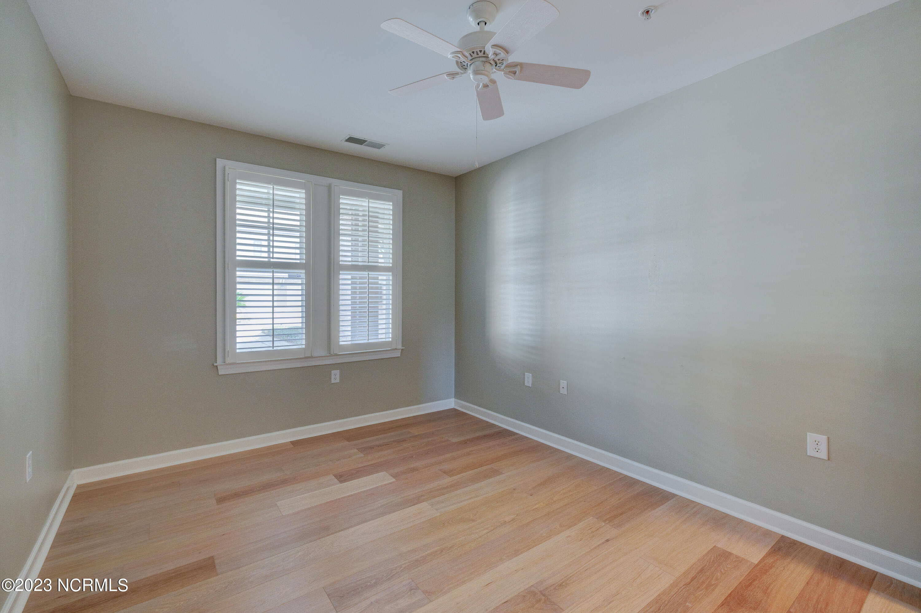 6813 Mayfaire Club Drive 101