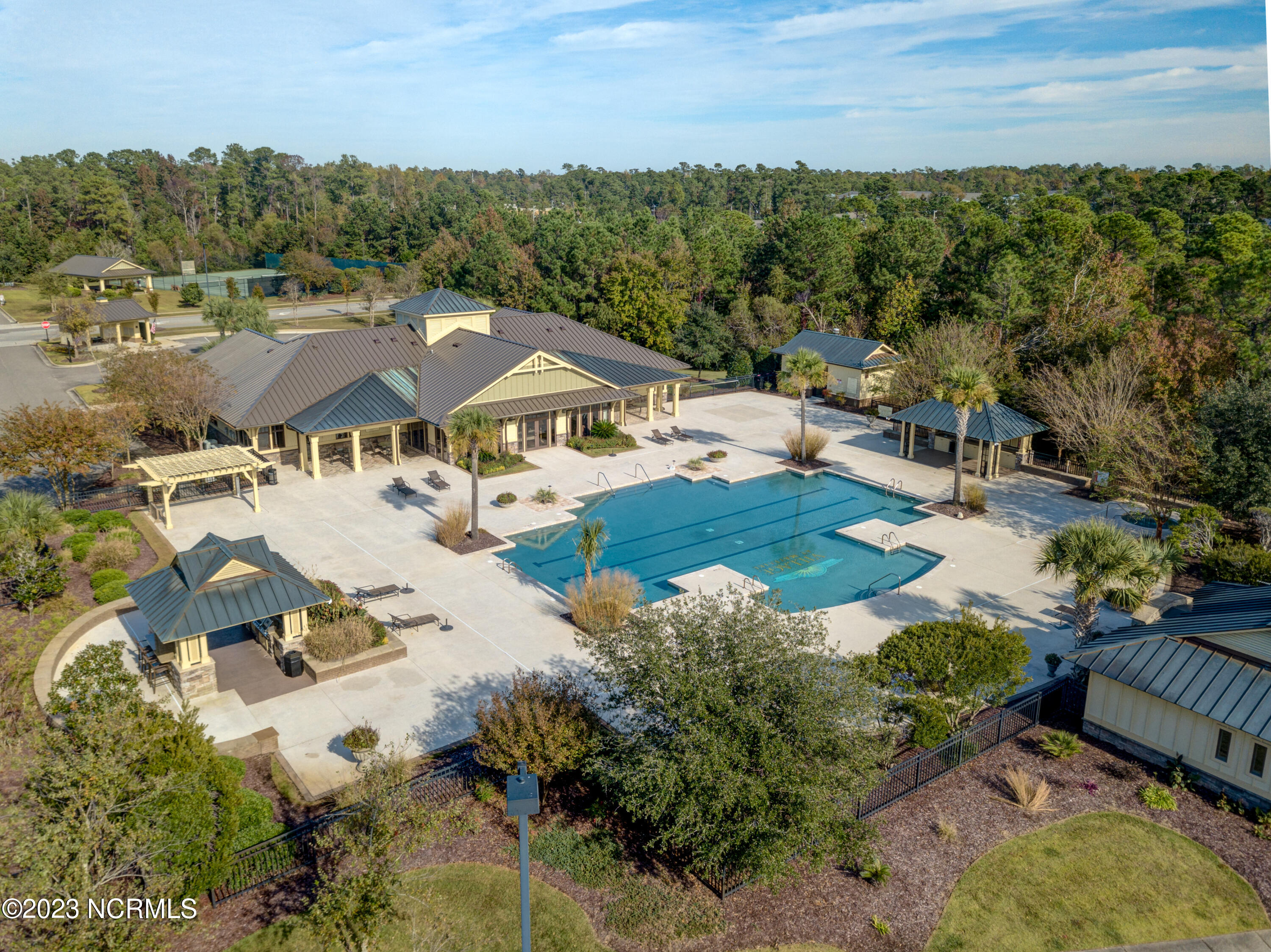 6813 Mayfaire Club Drive 101