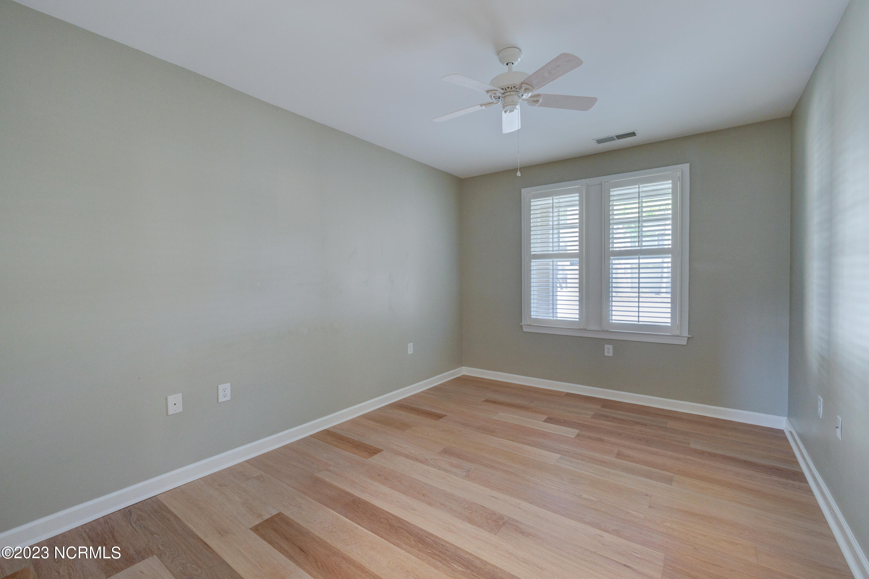 6813 Mayfaire Club Drive 101