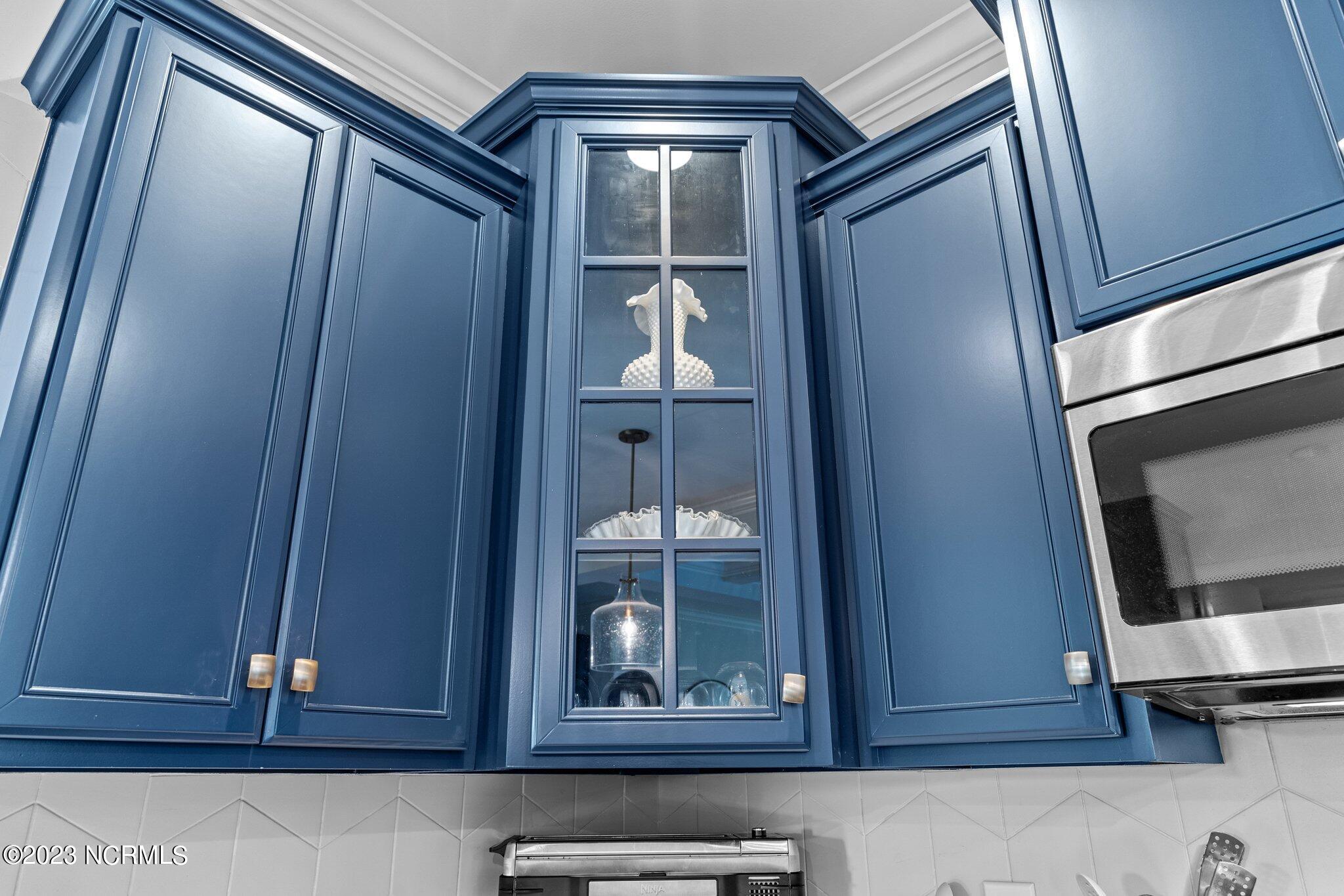 4229 Pine Hollow Drive