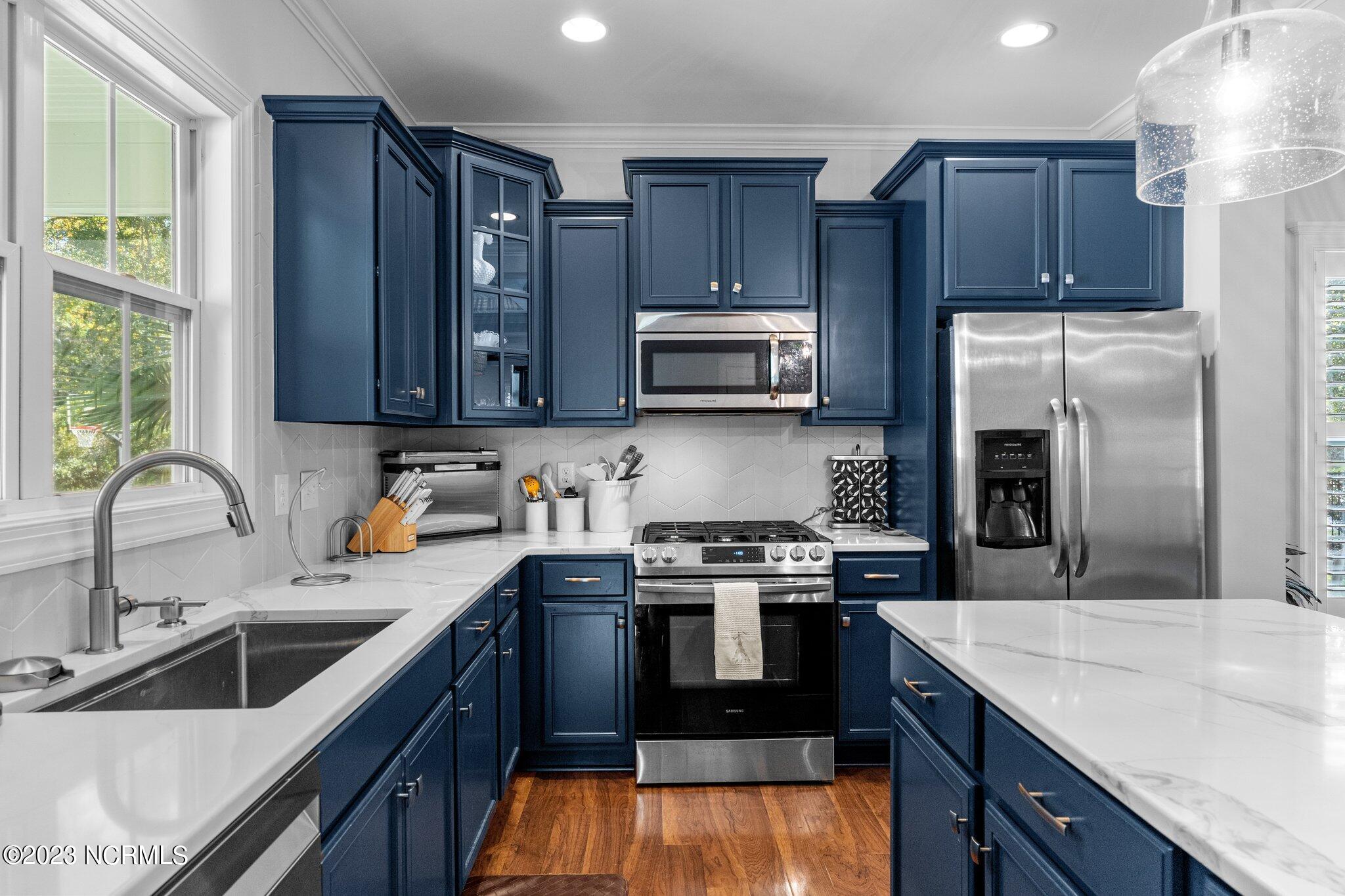 4229 Pine Hollow Drive