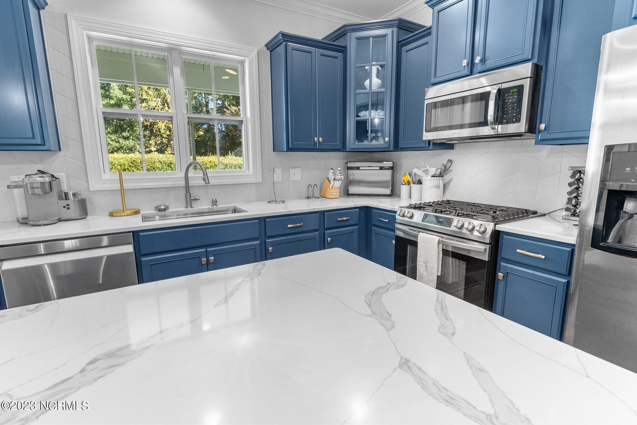 4229 Pine Hollow Drive