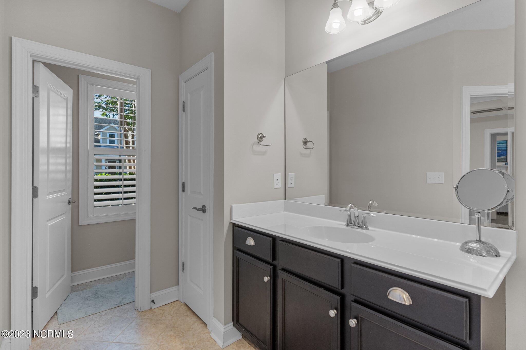 4229 Pine Hollow Drive