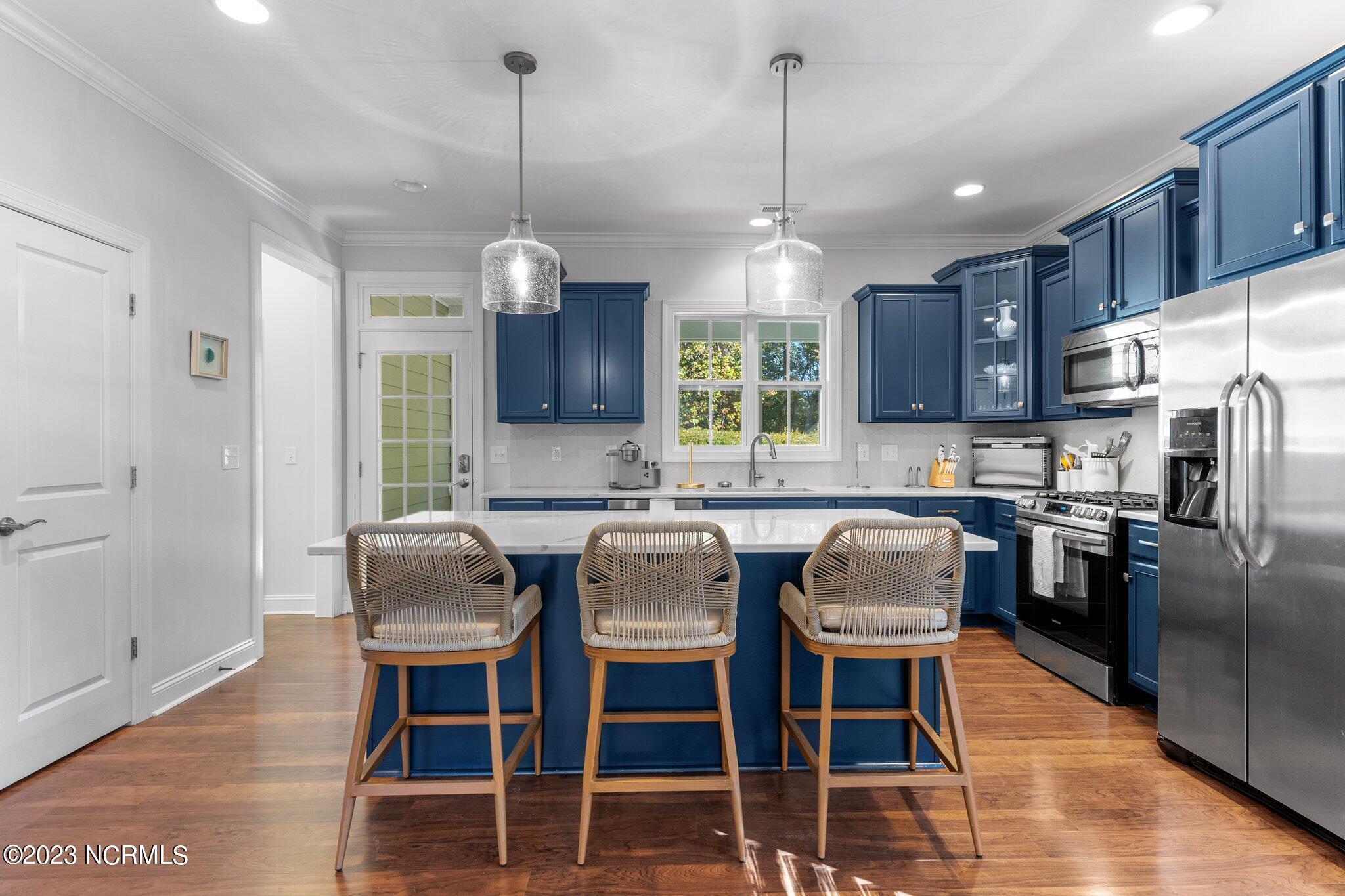 4229 Pine Hollow Drive