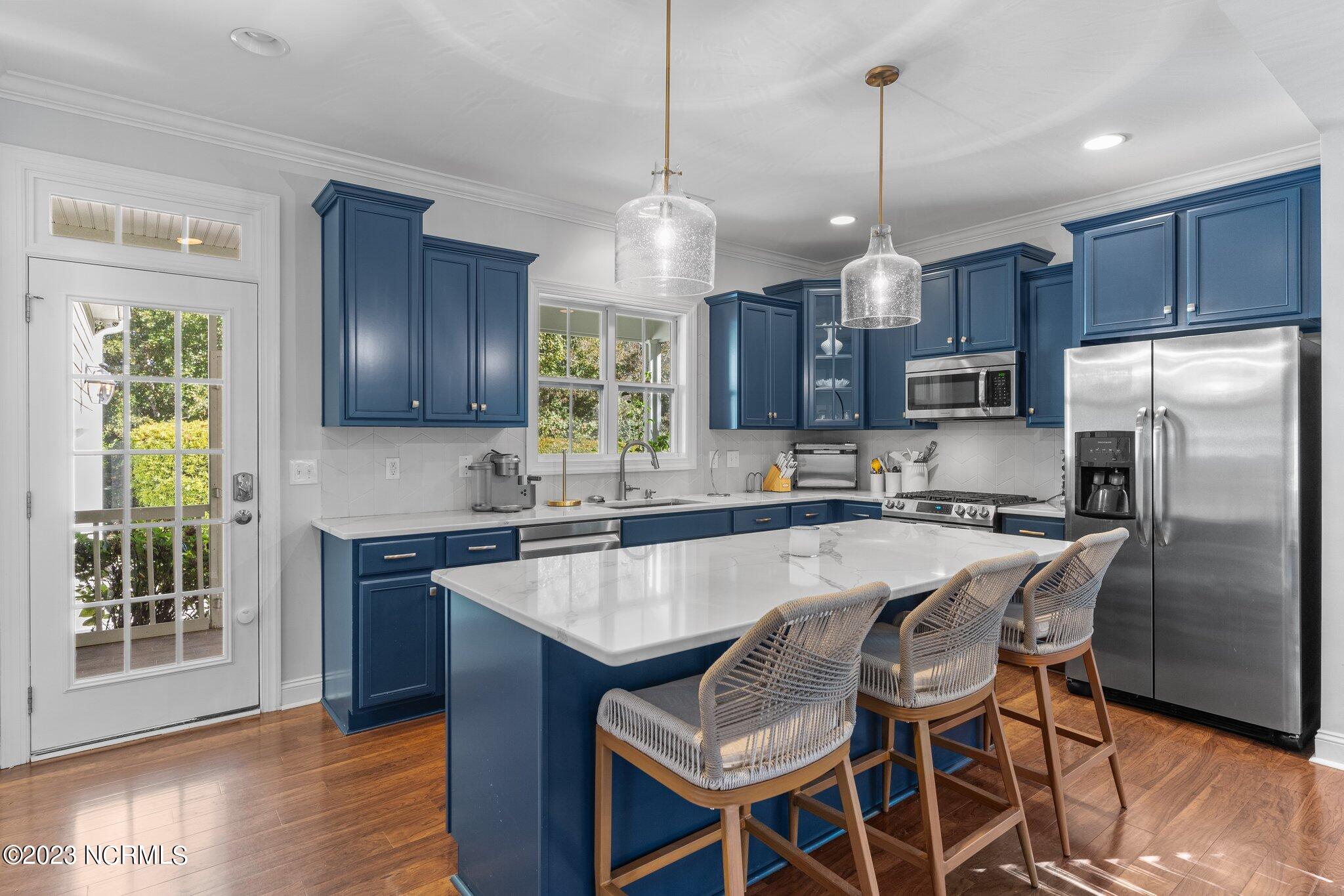 4229 Pine Hollow Drive