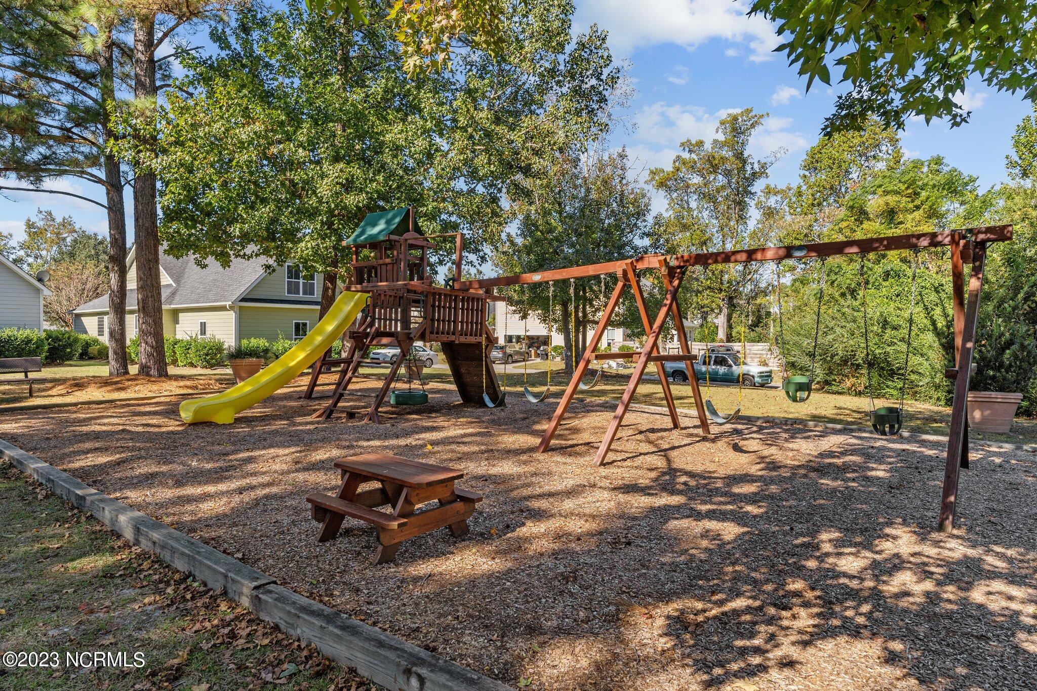 4229 Pine Hollow Drive