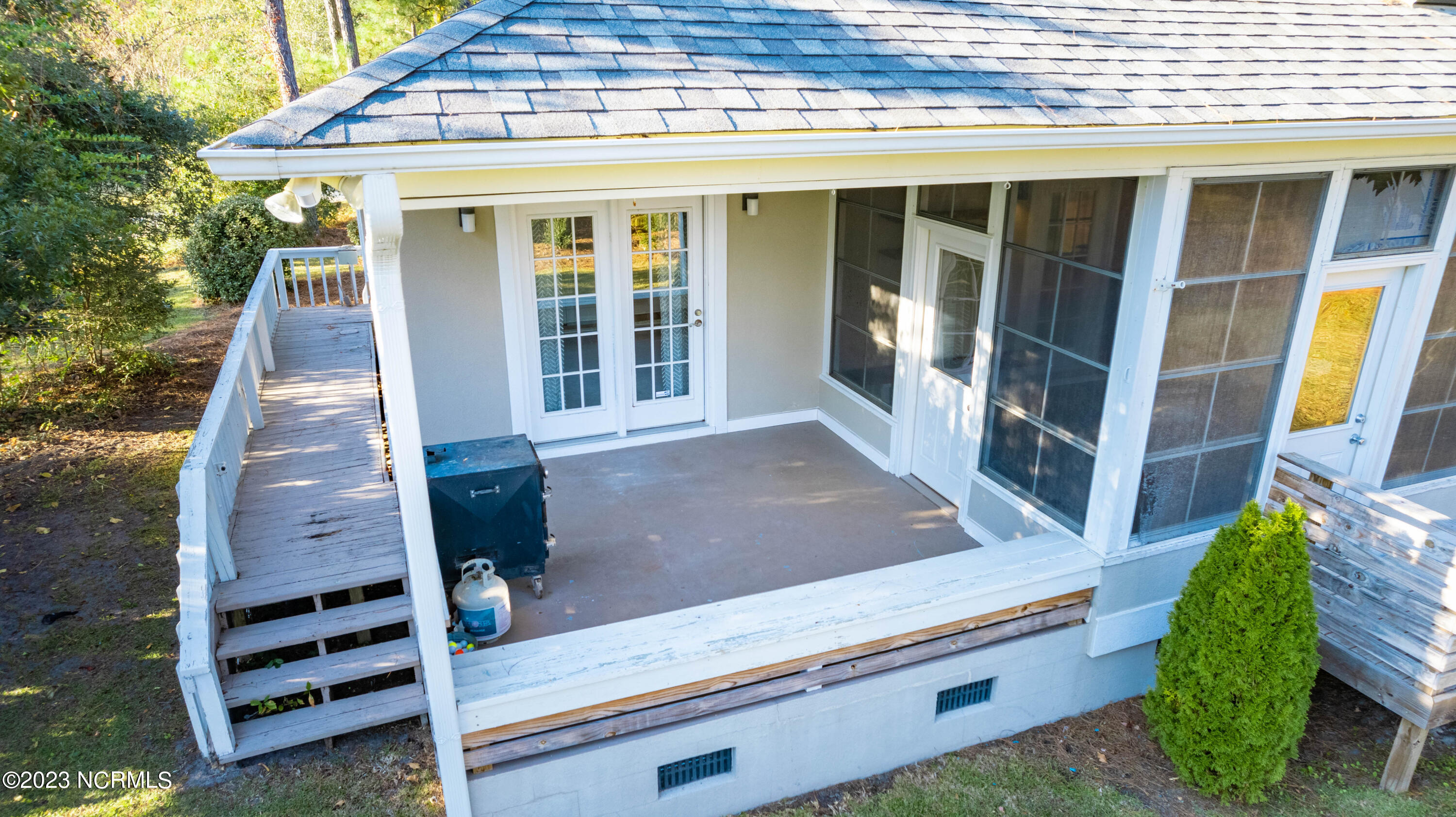 205 Golf Terrace Court