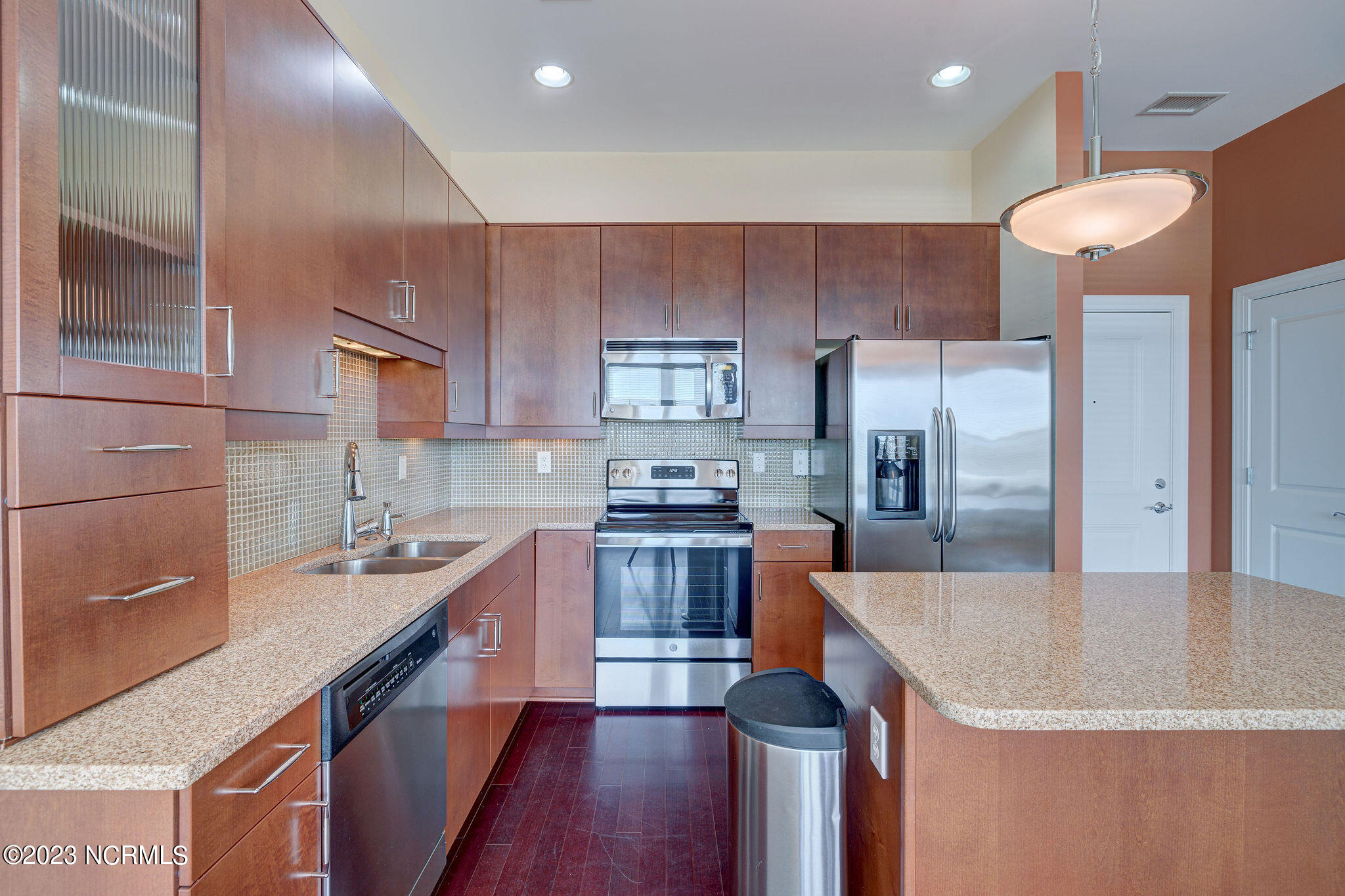 619 N 4th Street, Ste 301