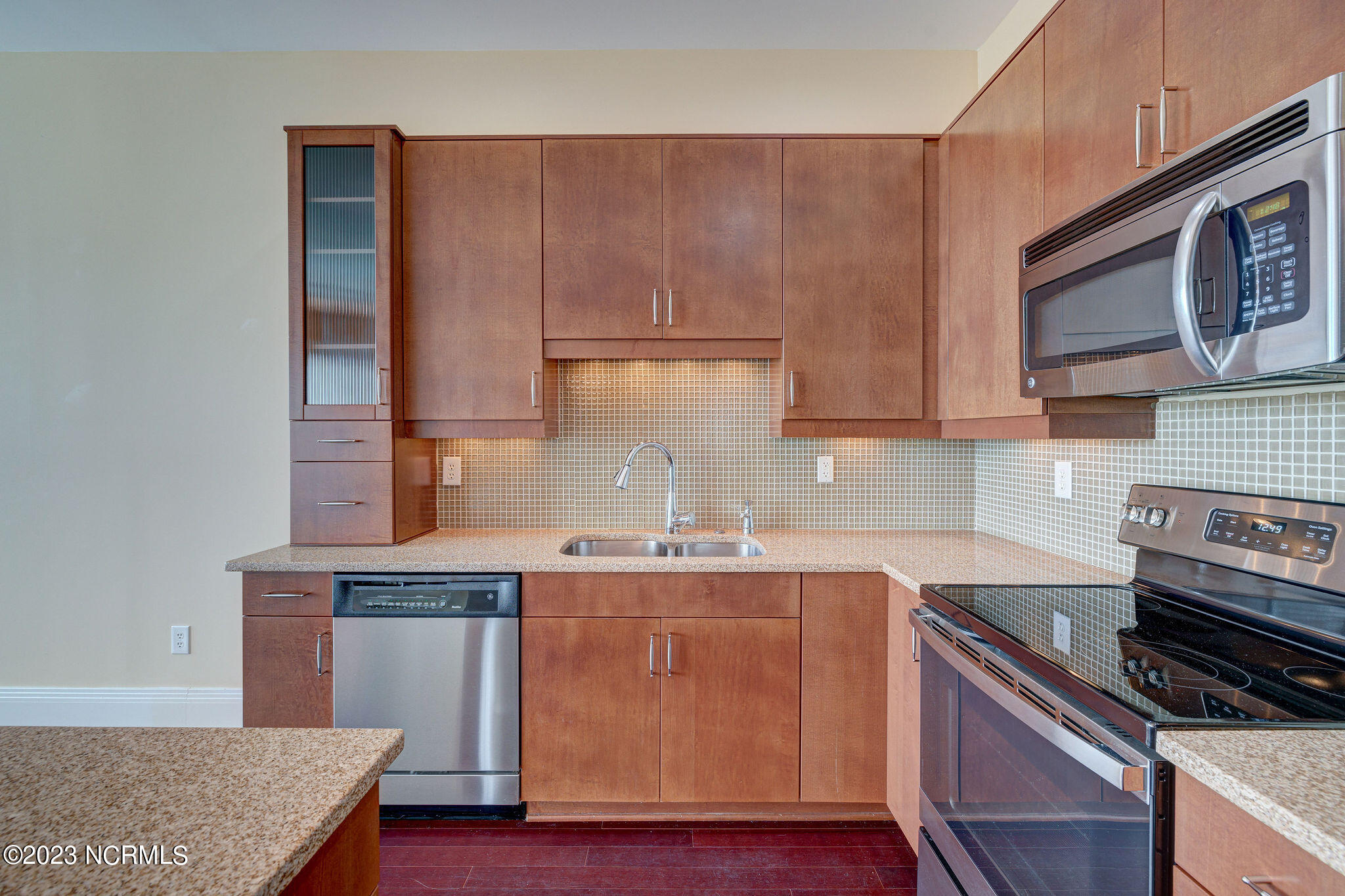 619 N 4th Street, Ste 301