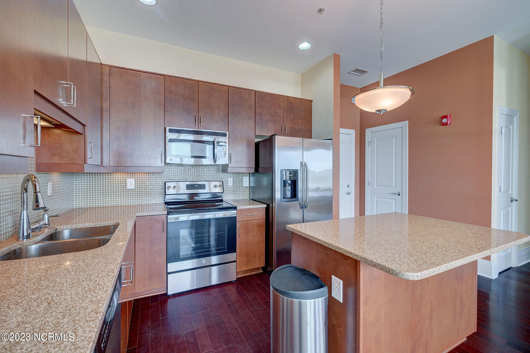 619 N 4th Street, Ste 301