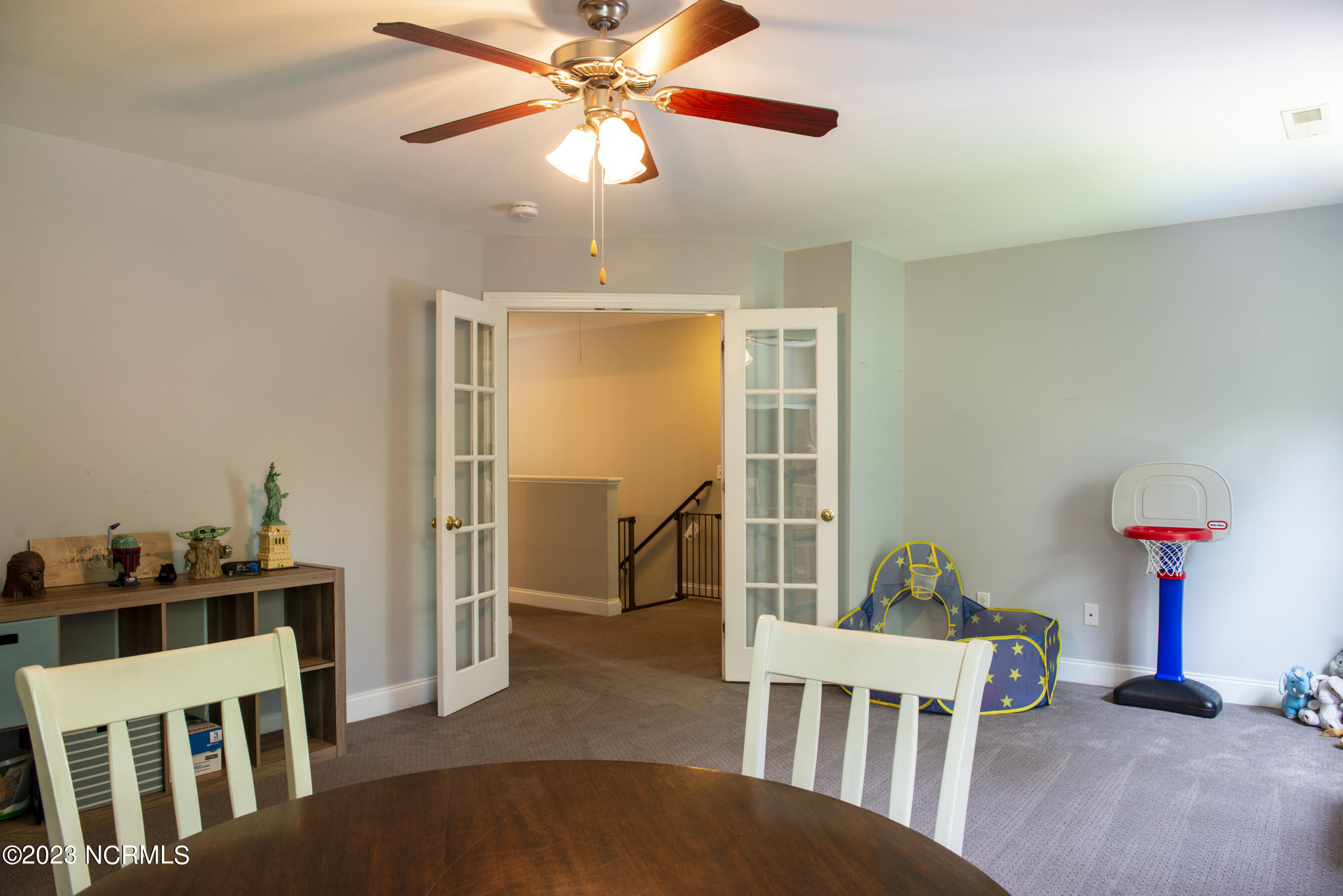 213 Longmeadow Drive