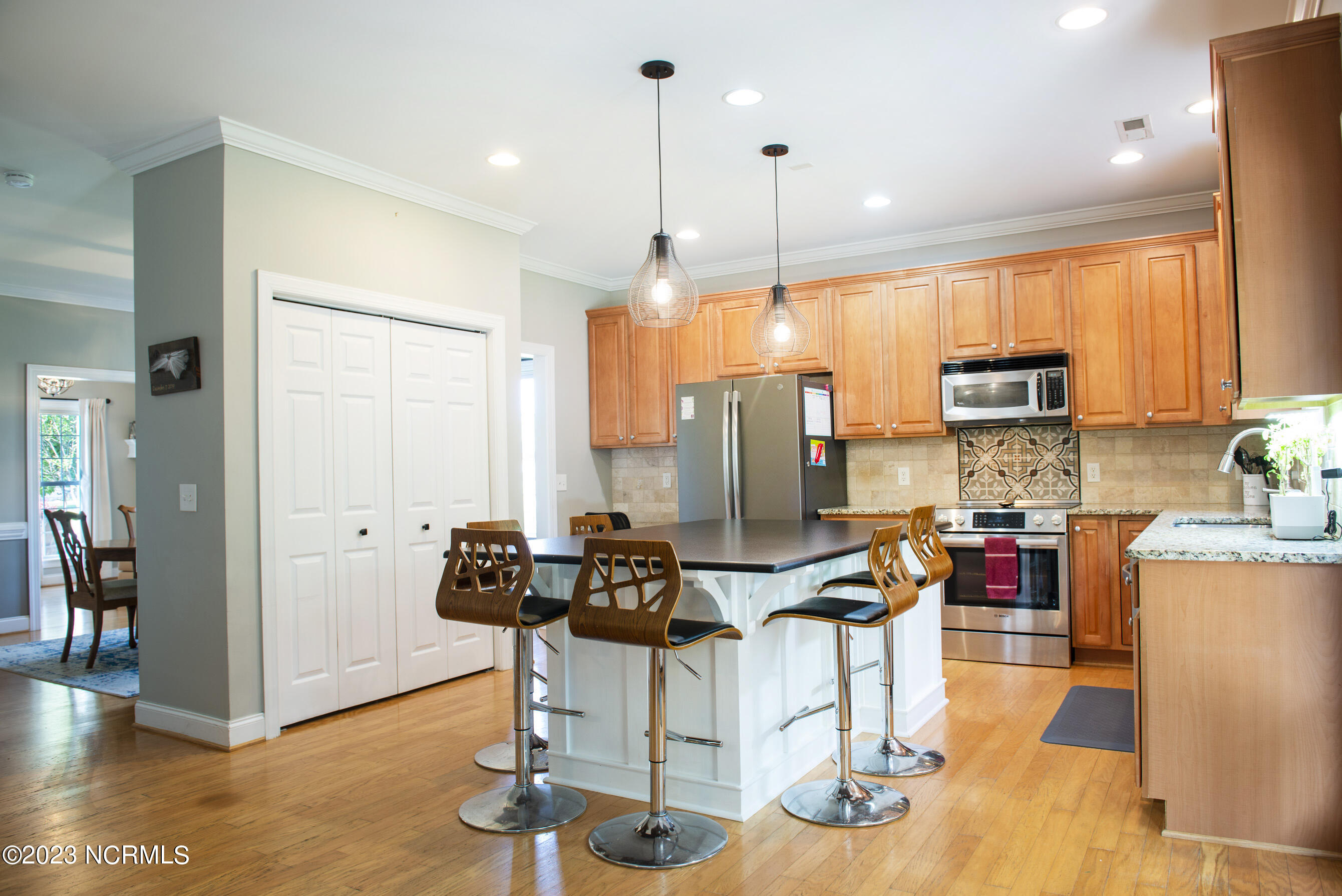 213 Longmeadow Drive