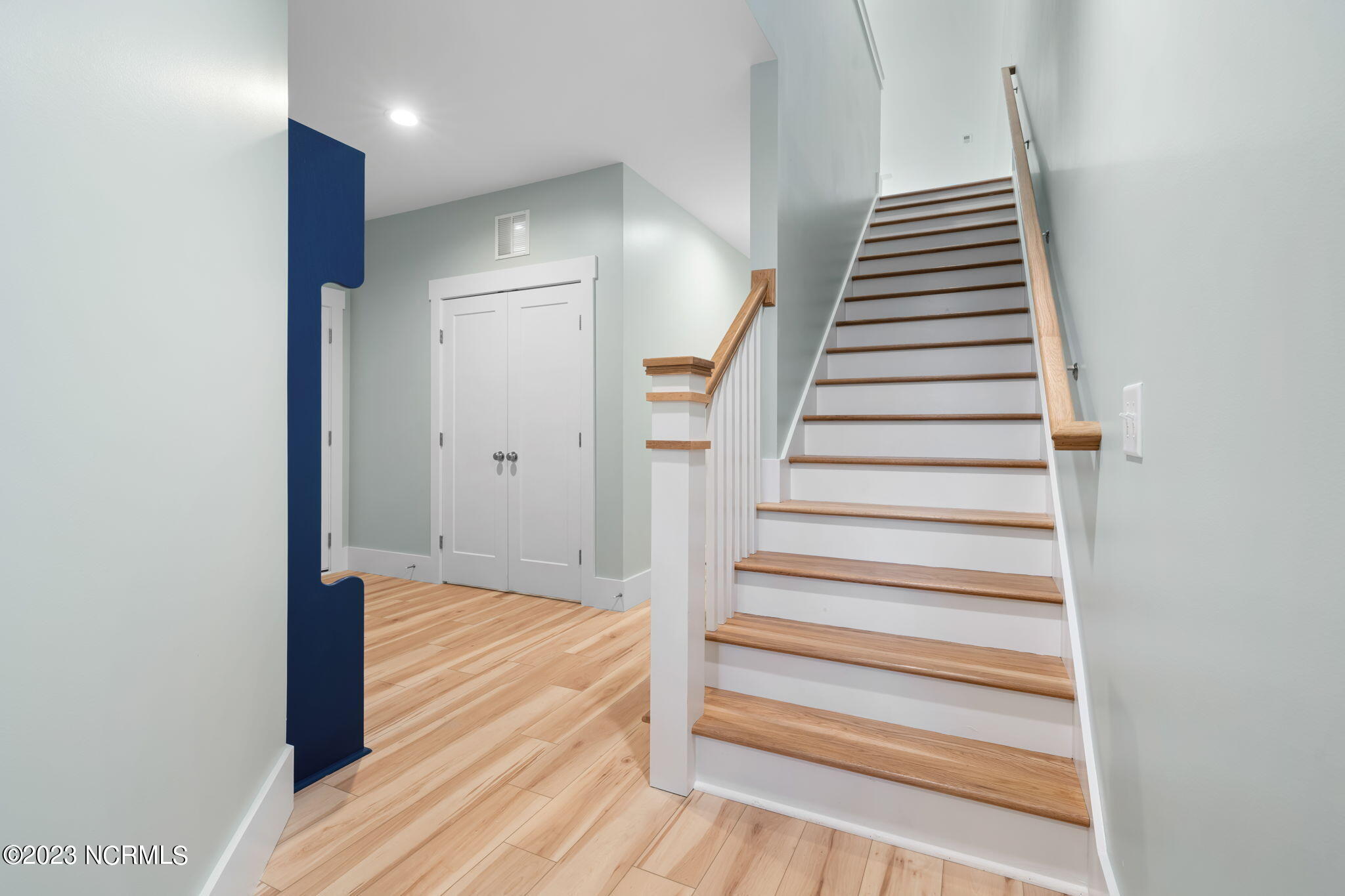 414 Goldsboro Avenue, 2