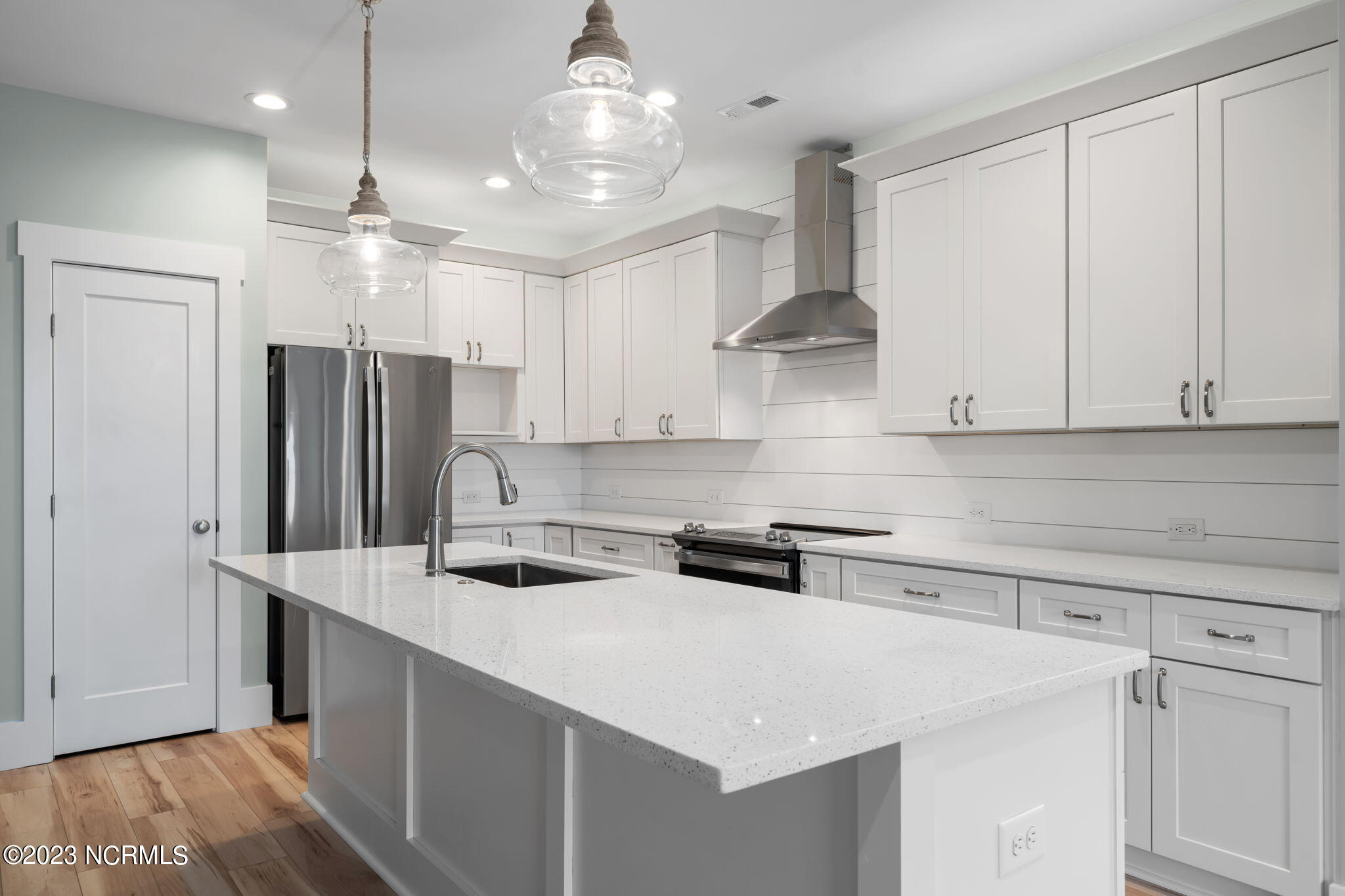 414 Goldsboro Avenue, 2