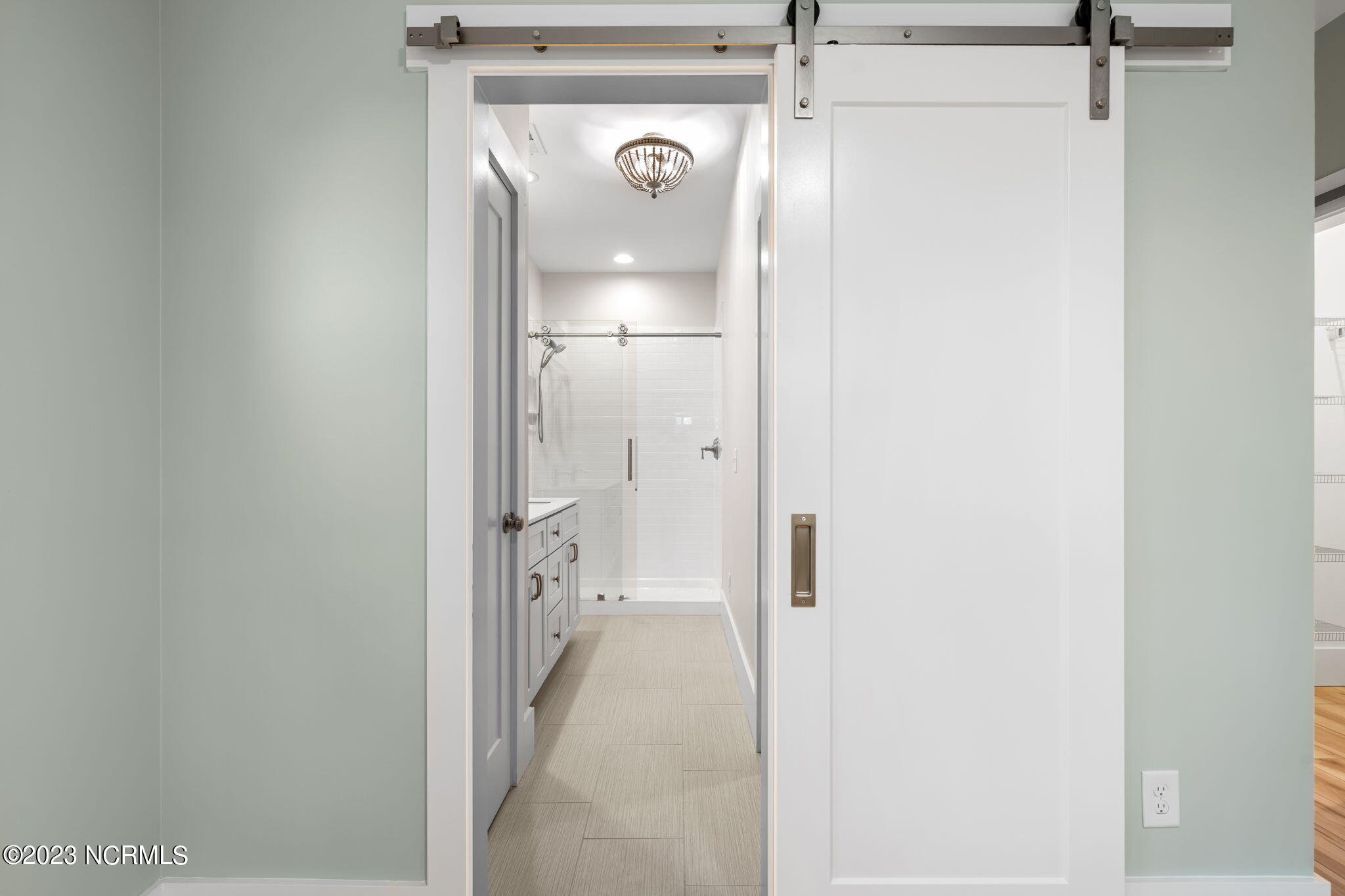 414 Goldsboro Avenue, 2