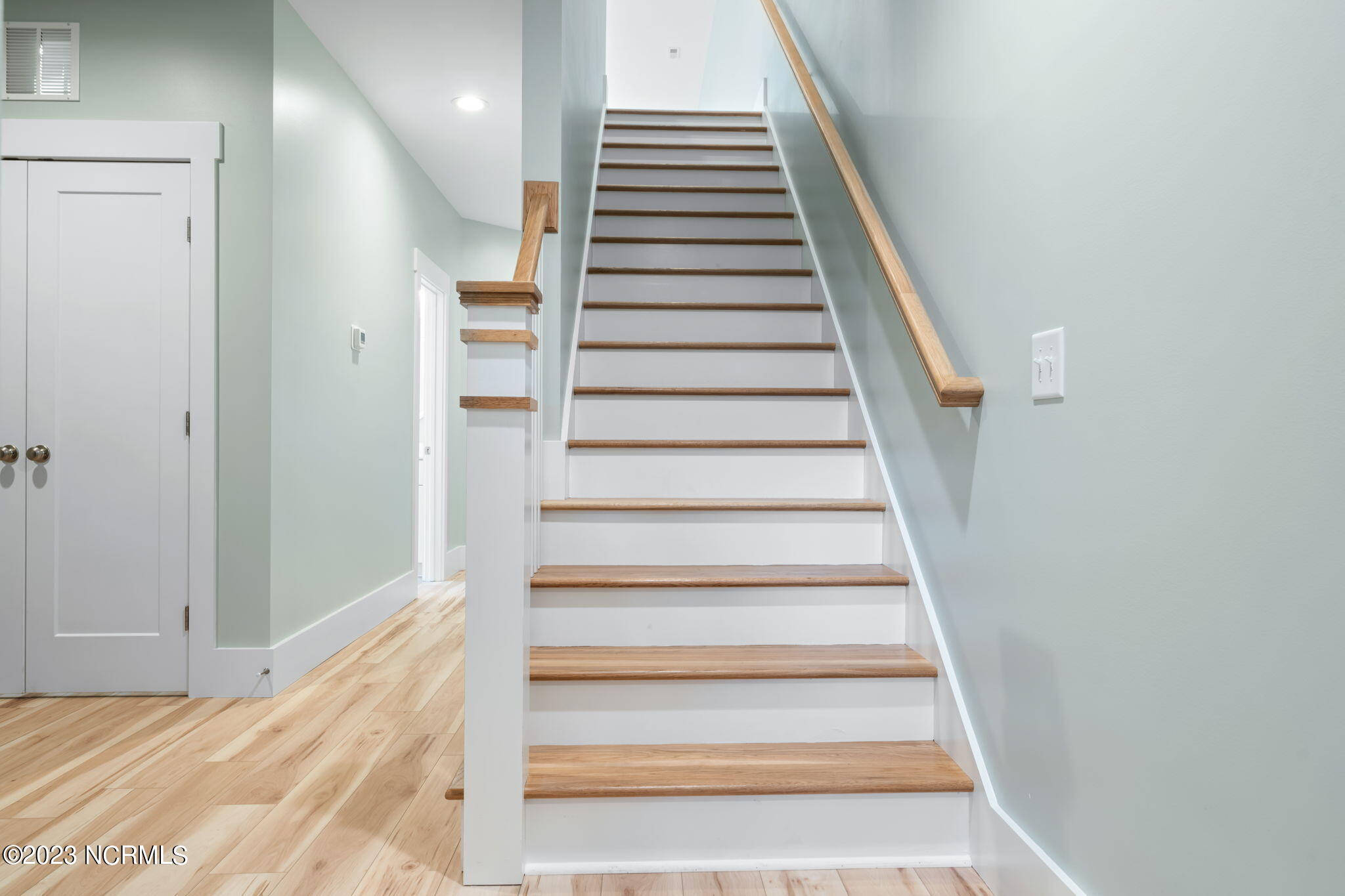 414 Goldsboro Avenue, 2