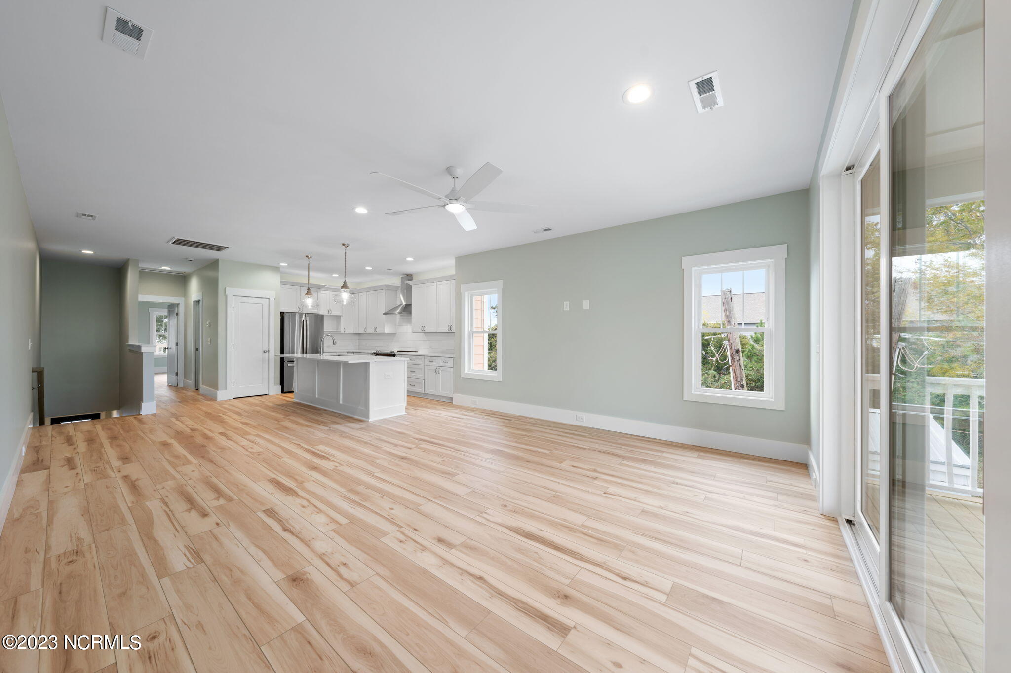 414 Goldsboro Avenue, 2