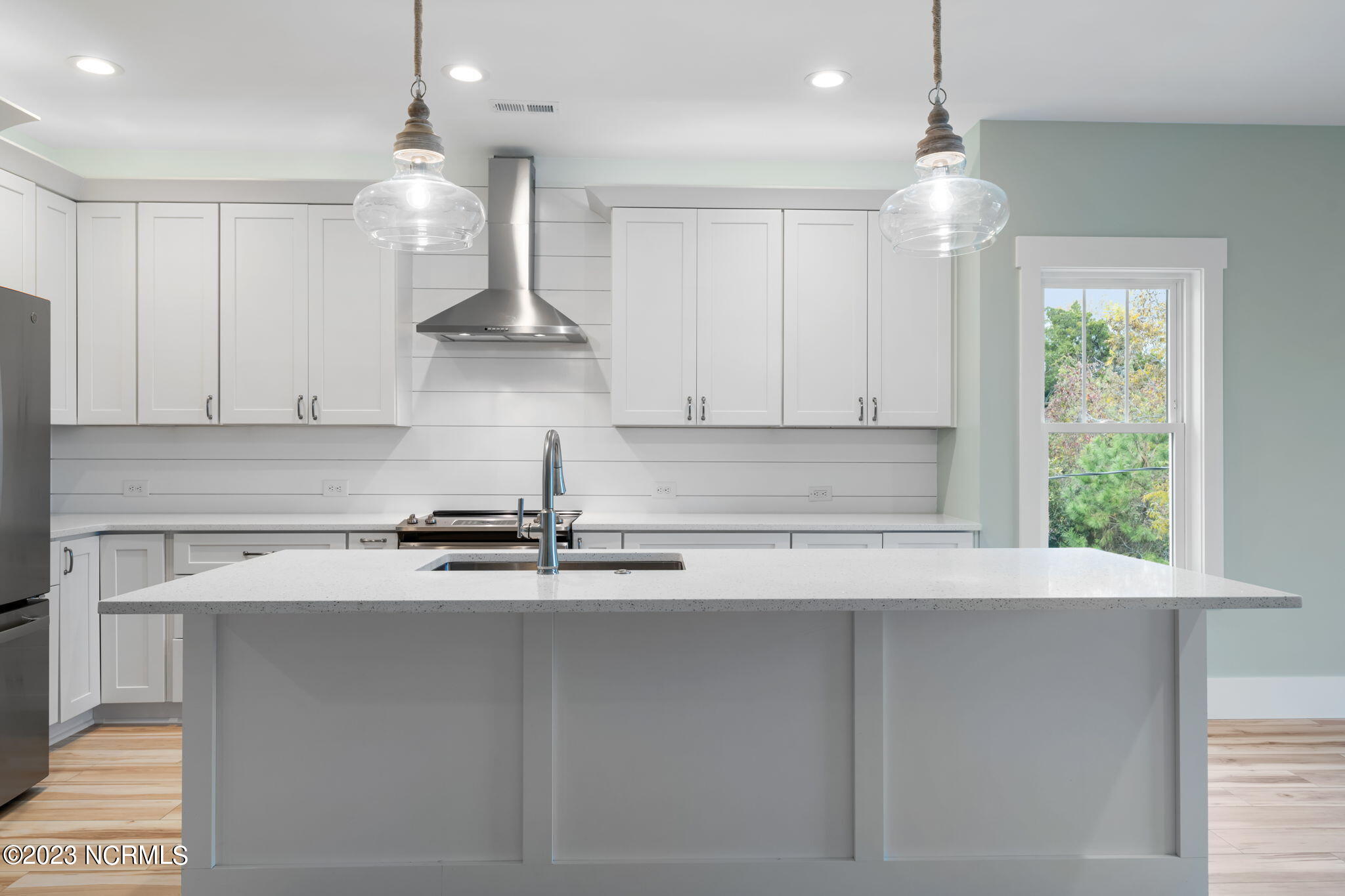 414 Goldsboro Avenue, 2