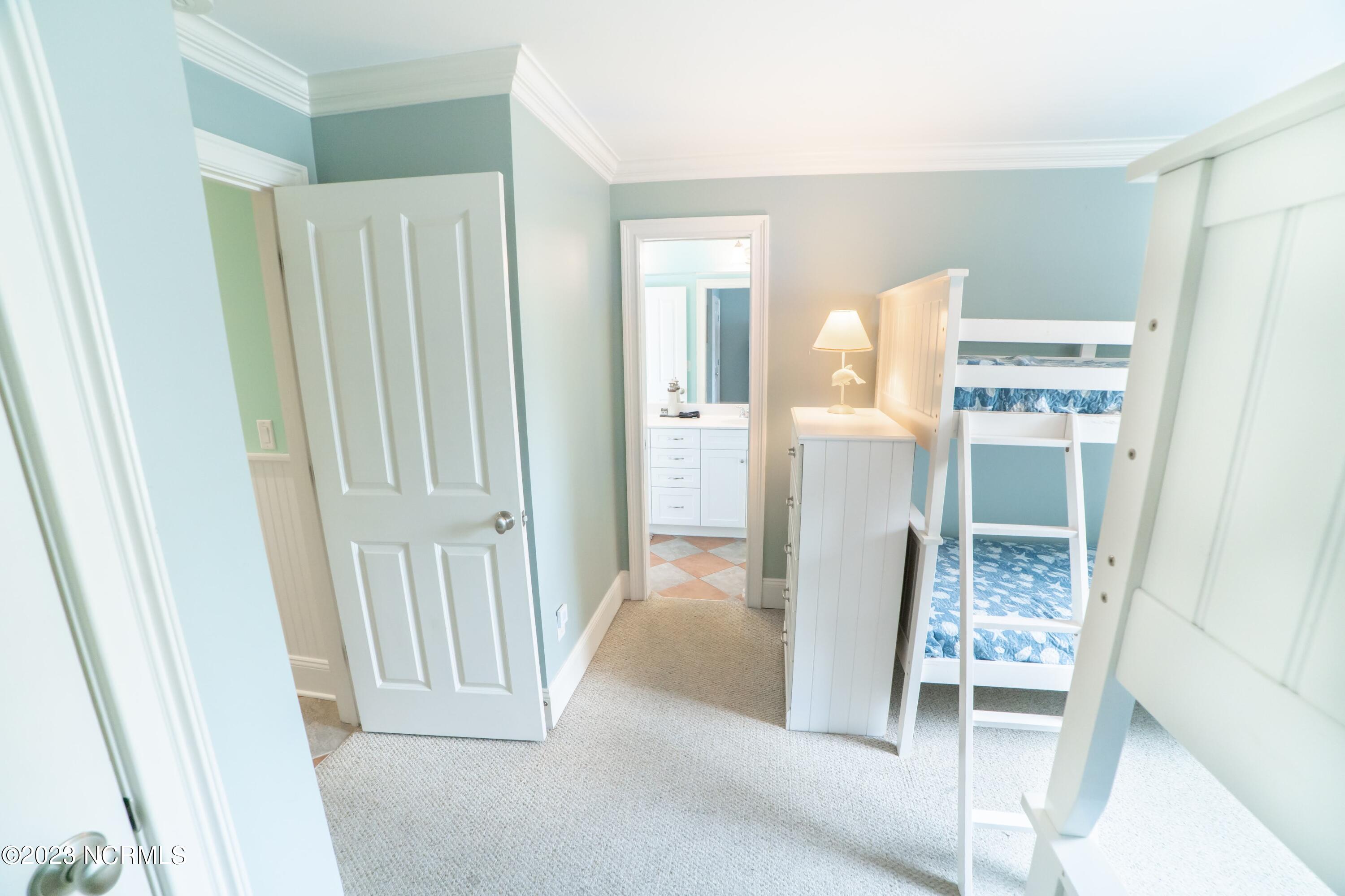 1508 S Lake Park Boulevard, 1