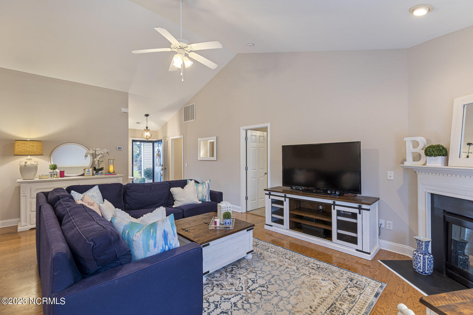 8601 Plantation Landing Drive