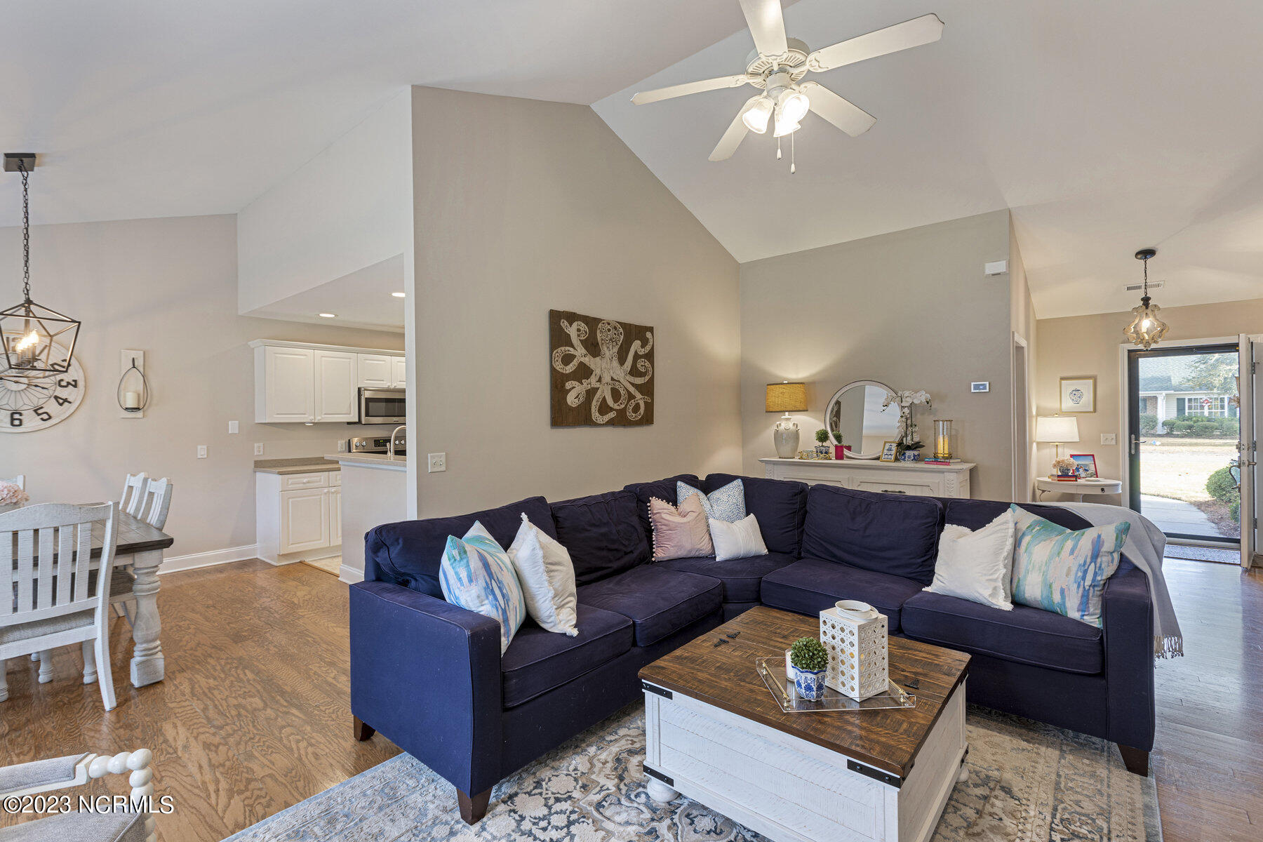 8601 Plantation Landing Drive