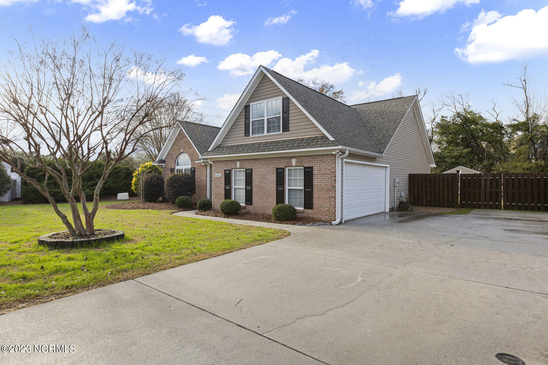 8601 Plantation Landing Drive