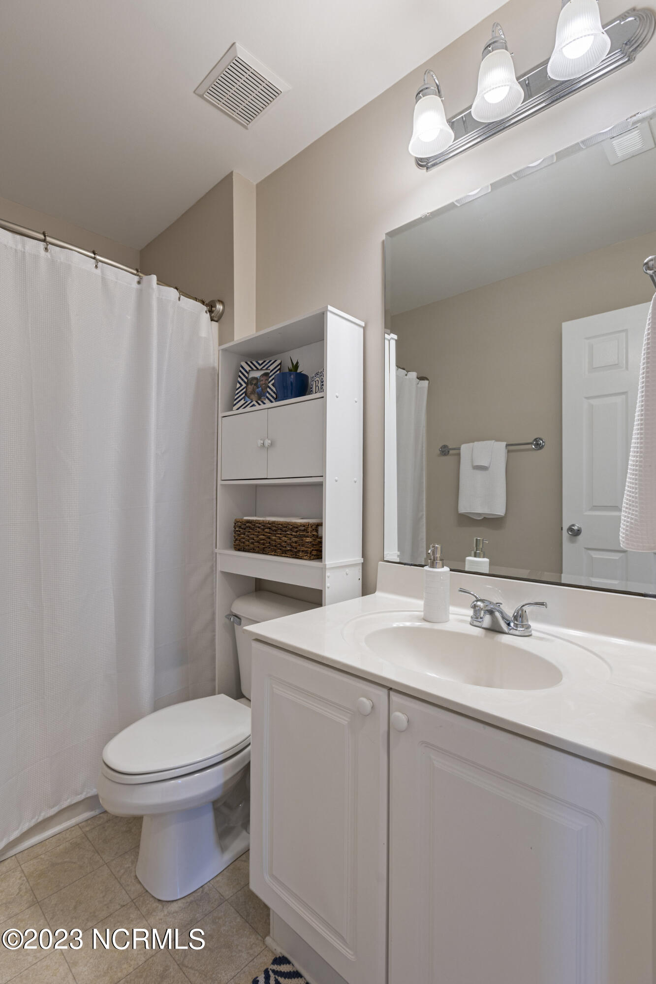 8601 Plantation Landing Drive