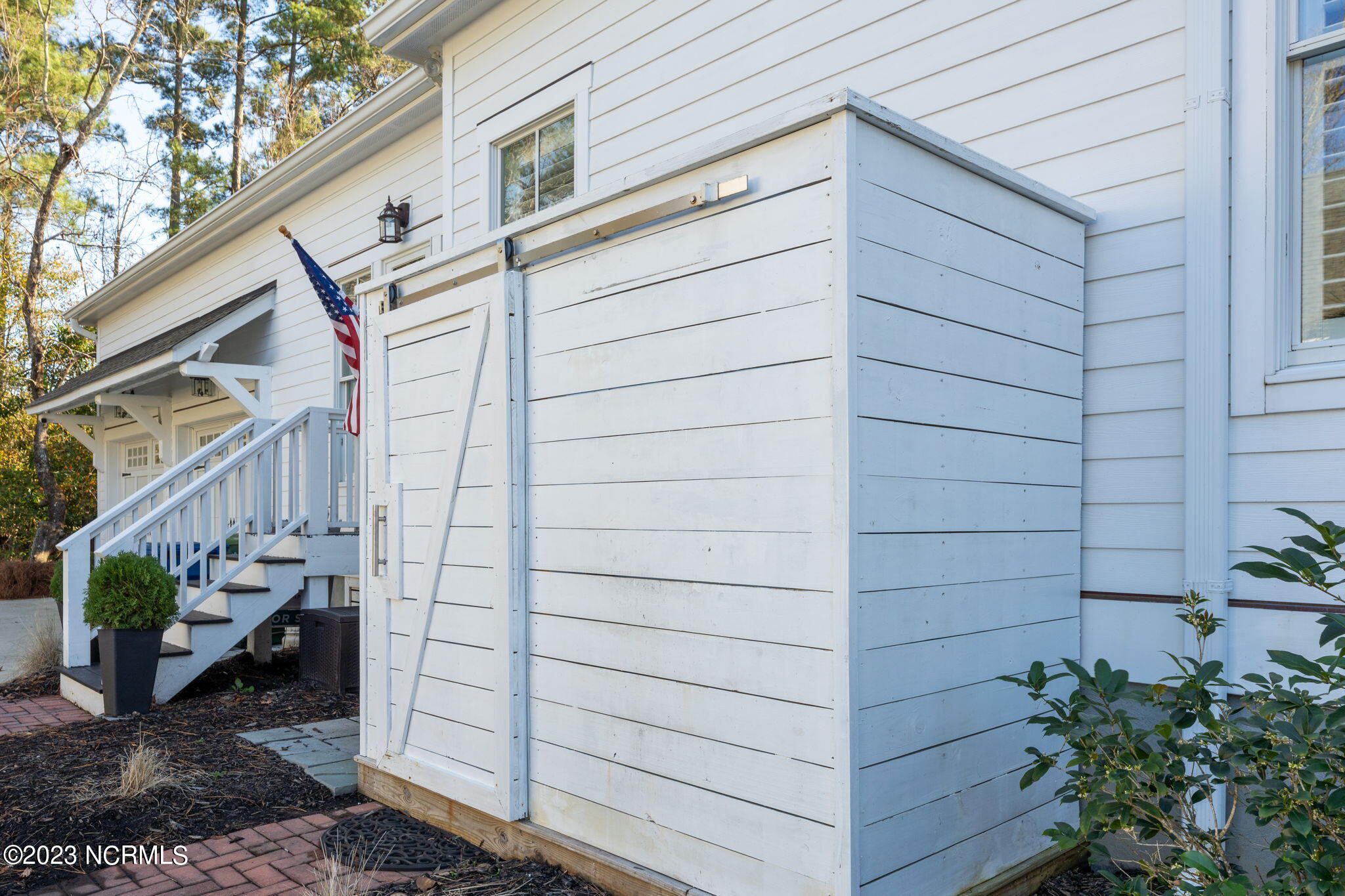 2505 Royal Palm Lane