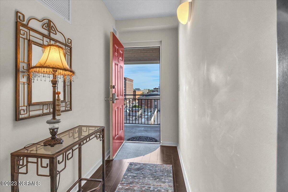 106 N Water Street 908